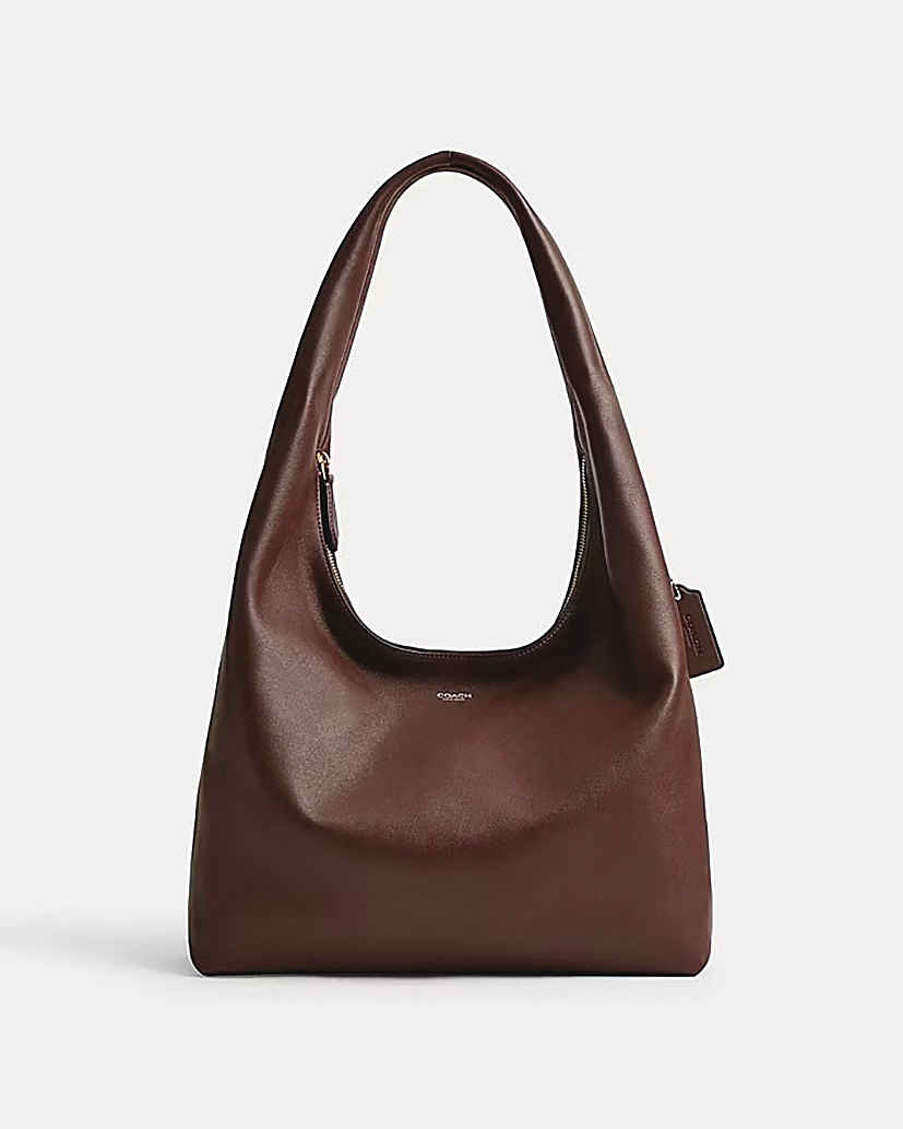 Pillow Brooklyn 34楓葉紅單肩手袋。NT$20,800(翻攝自COACH官網)