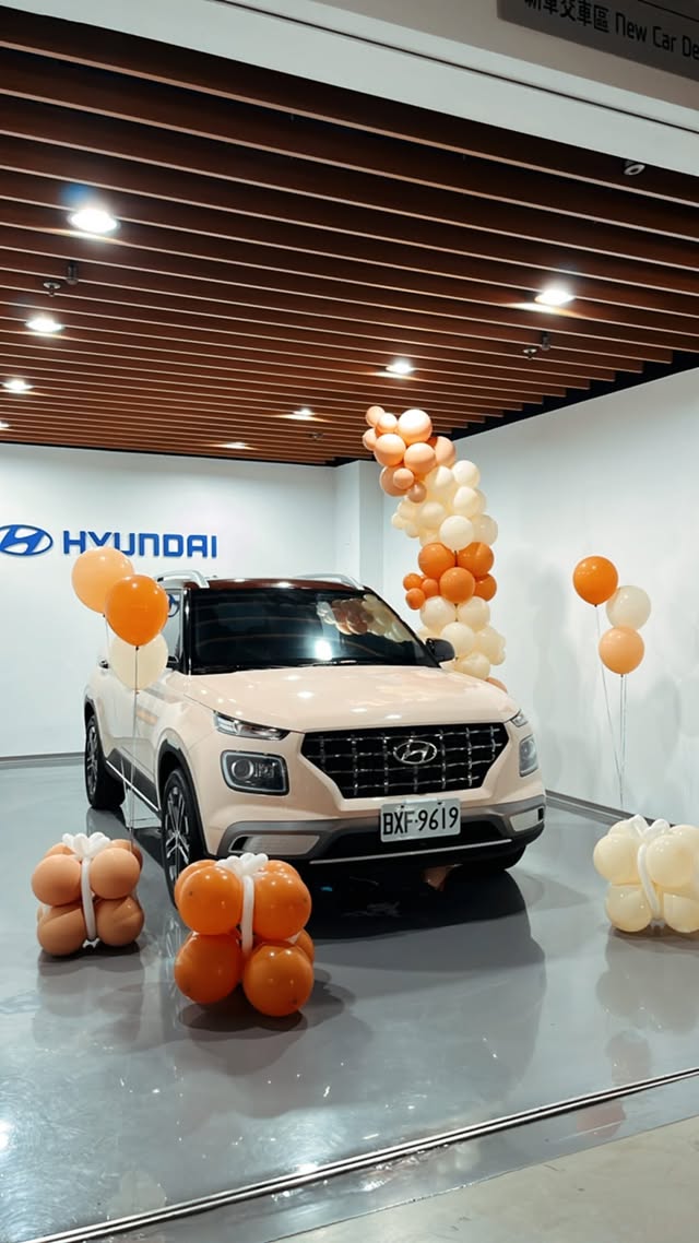 從求婚、性別揭曉,到抓週、慶生,甚至公司尾牙、交車等商業布置與活動規劃都是派對醫生的服務範圍。(翻攝派對醫生官網)