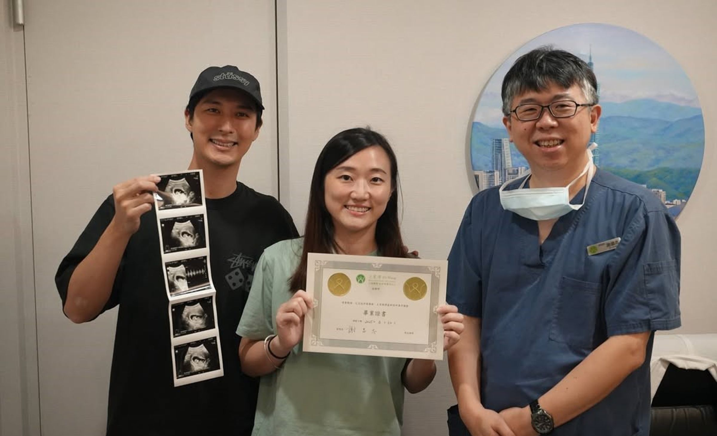 嚴爵在社群平台宣布與妻子Jessie結婚4年後終於迎來寶寶。（翻攝自嚴爵instagram）