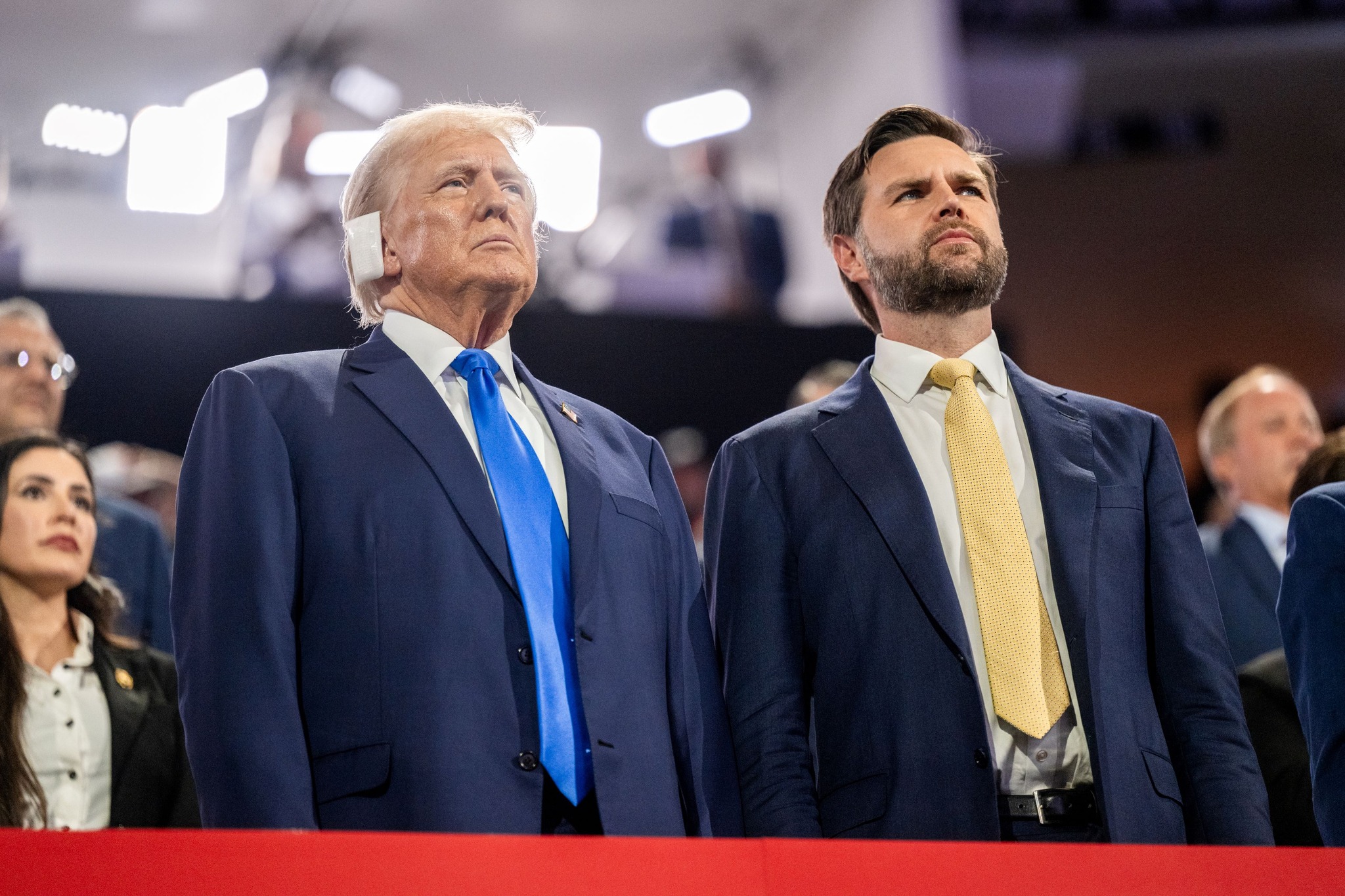 川普與其副手范斯正式獲得共和黨提名角逐2024大選。（翻攝自GOP Convention）