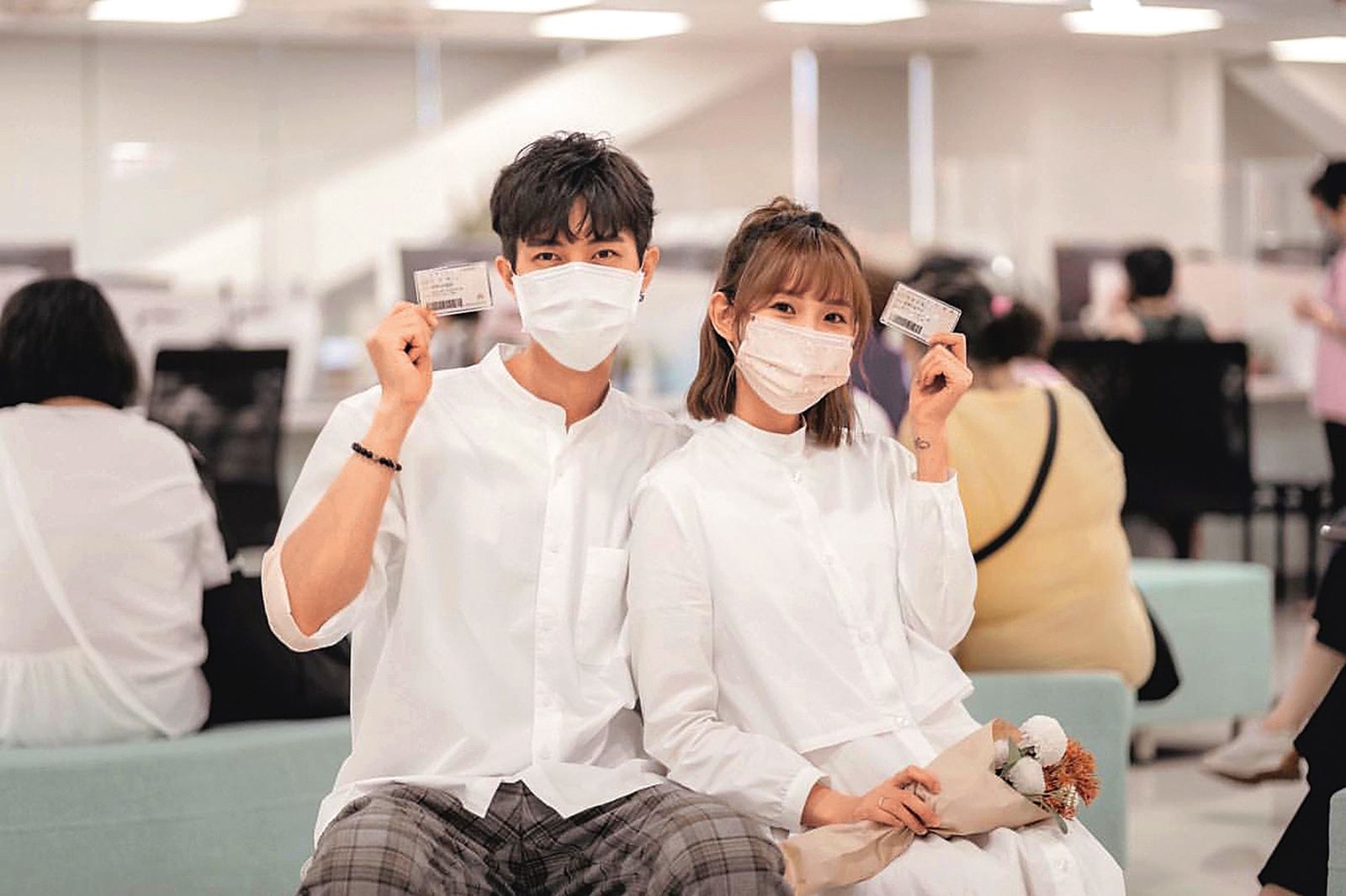 粿粿（右）和范姜彥豐（左）3年前突然宣布登記結婚的消息。（翻攝自粿粿IG）