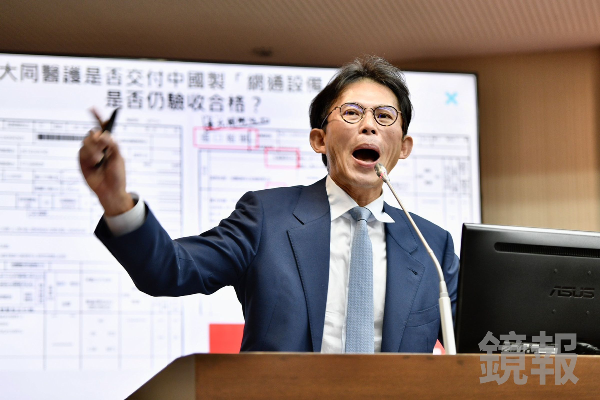 黃國昌(圖)影射洪奇昌施壓資安院院長,洪奇昌發聲反擊。(鏡報李智為攝)