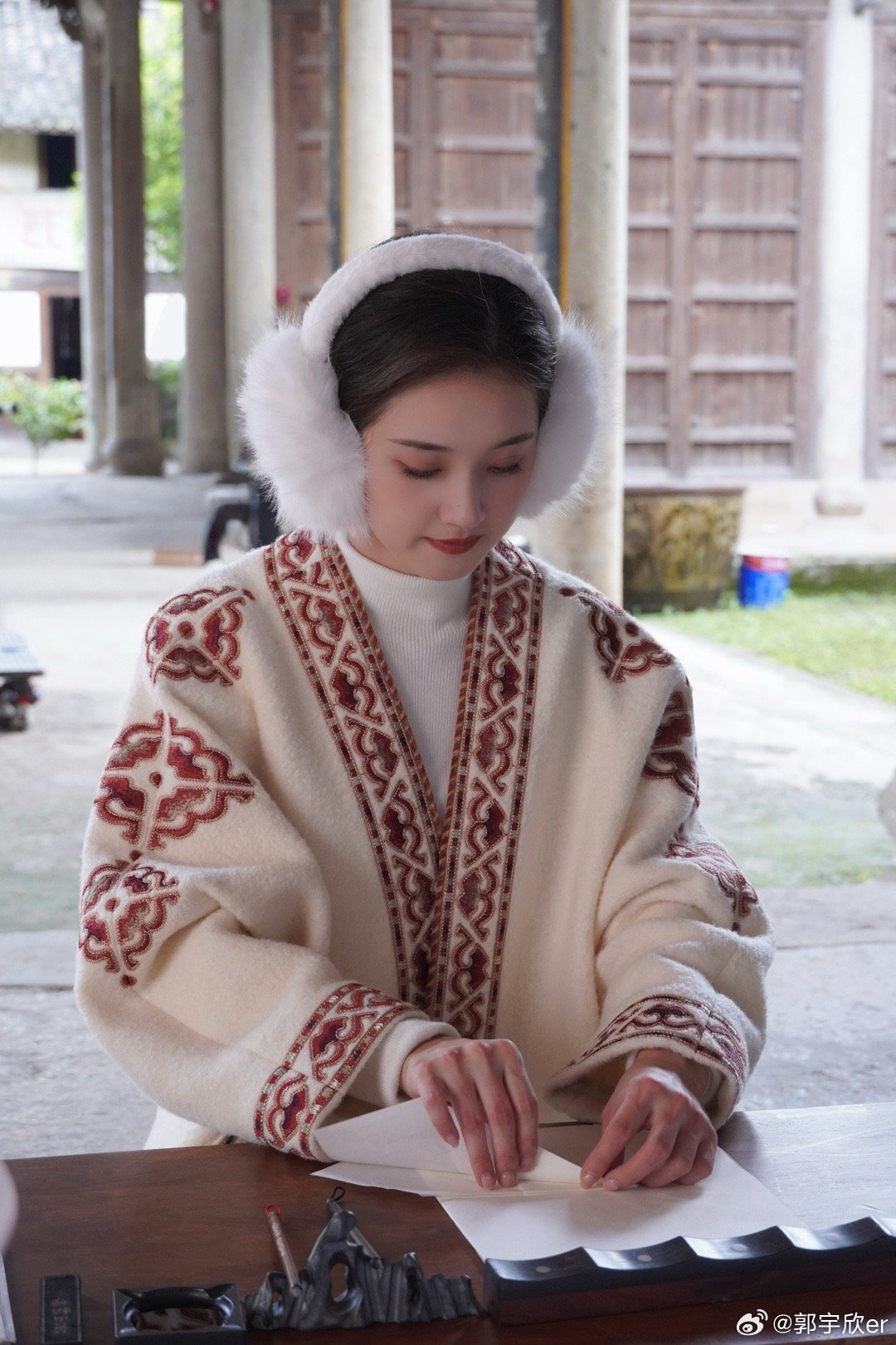郭宇欣早已是短劇常見女主角,藉《盛夏芬德拉》再添作品佳績。(翻攝郭宇欣微博)