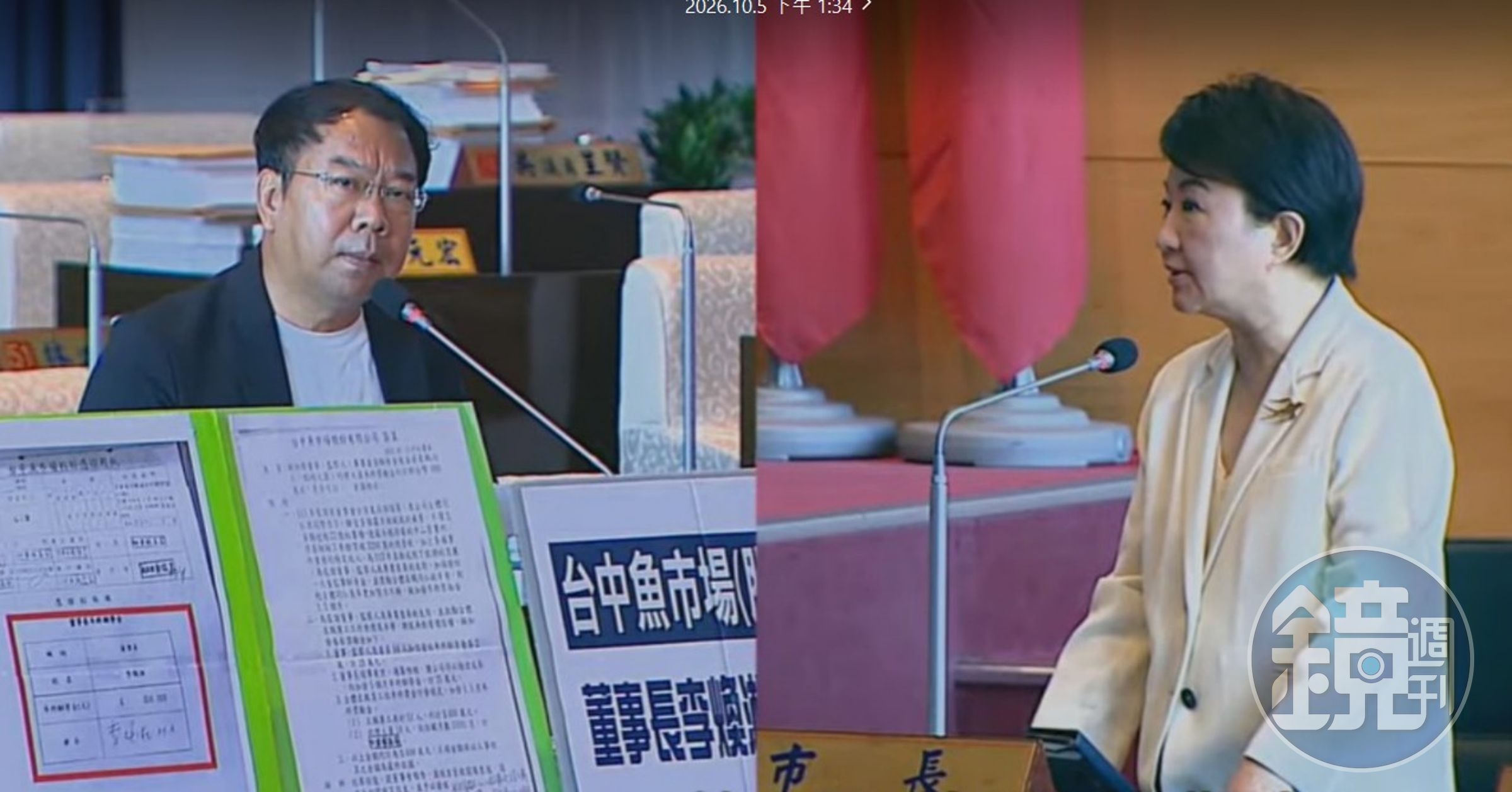 市議員謝志忠(左)要市長盧秀燕(右)保證,一定要把魚市場自肥案查個水落石出。(鄧玉瑩攝影)