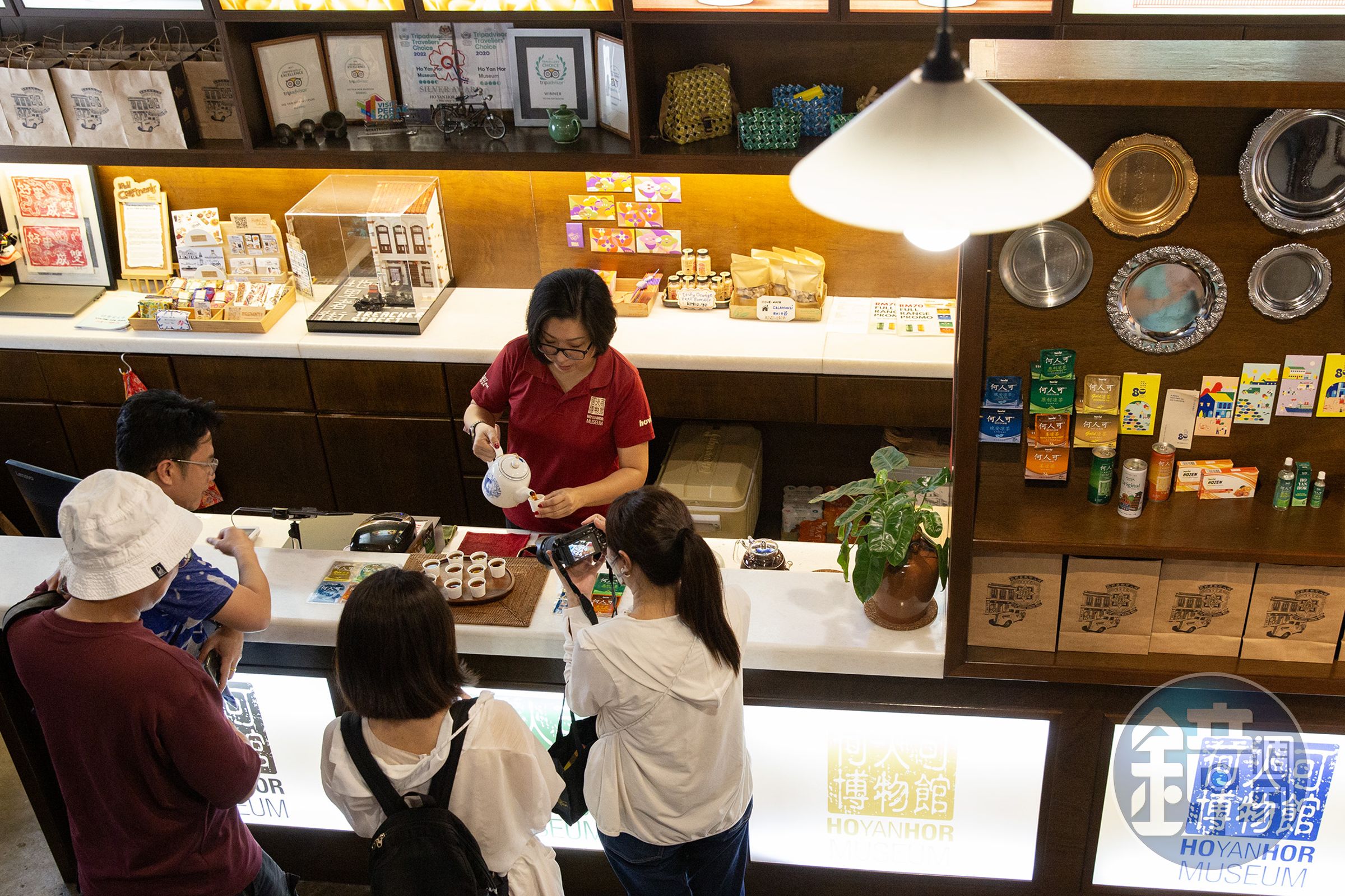 博物館內提供免費導覽和試飲，是認識怡保中草藥文化和錫礦時代背景的好去處。