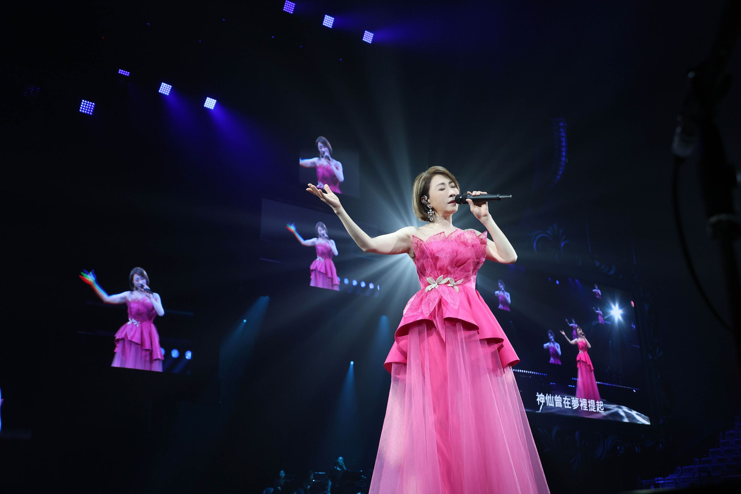 身為瓊瑤御用女歌手，李翊君帶來一系列經典瓊瑤劇歌曲。（寬宏藝術提供）