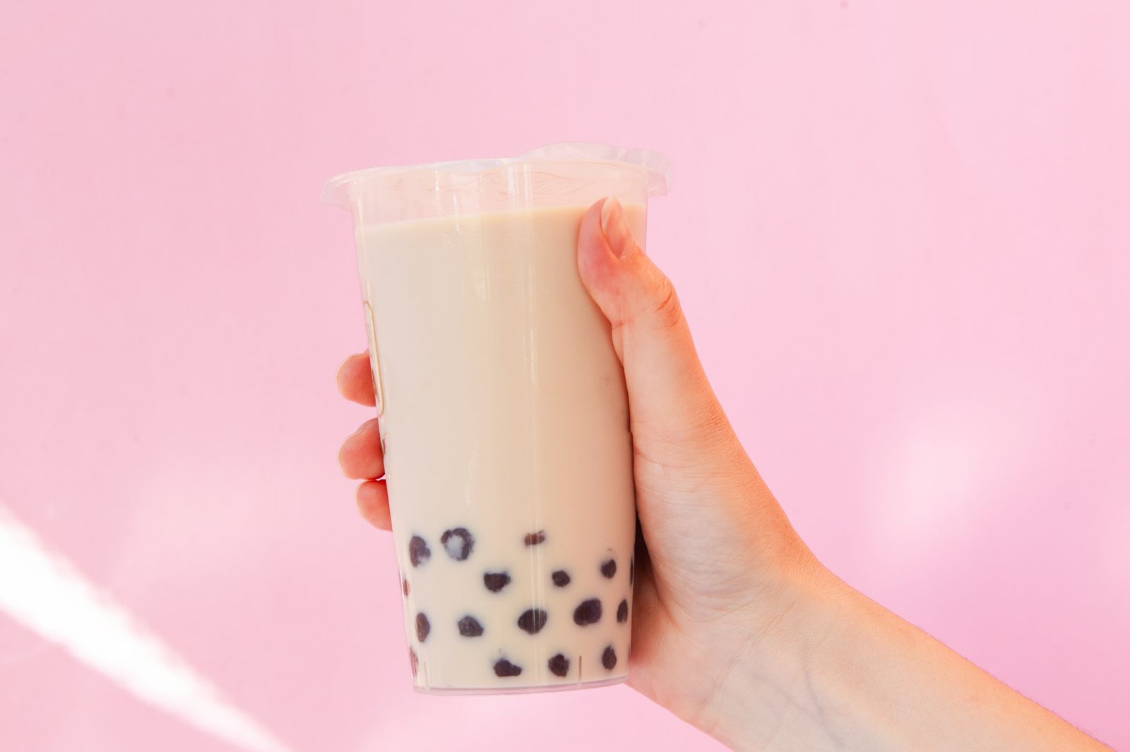 「活該你賺爛!」竹科這家手搖飲7:30就開門 社畜淚推:好懂事的店家