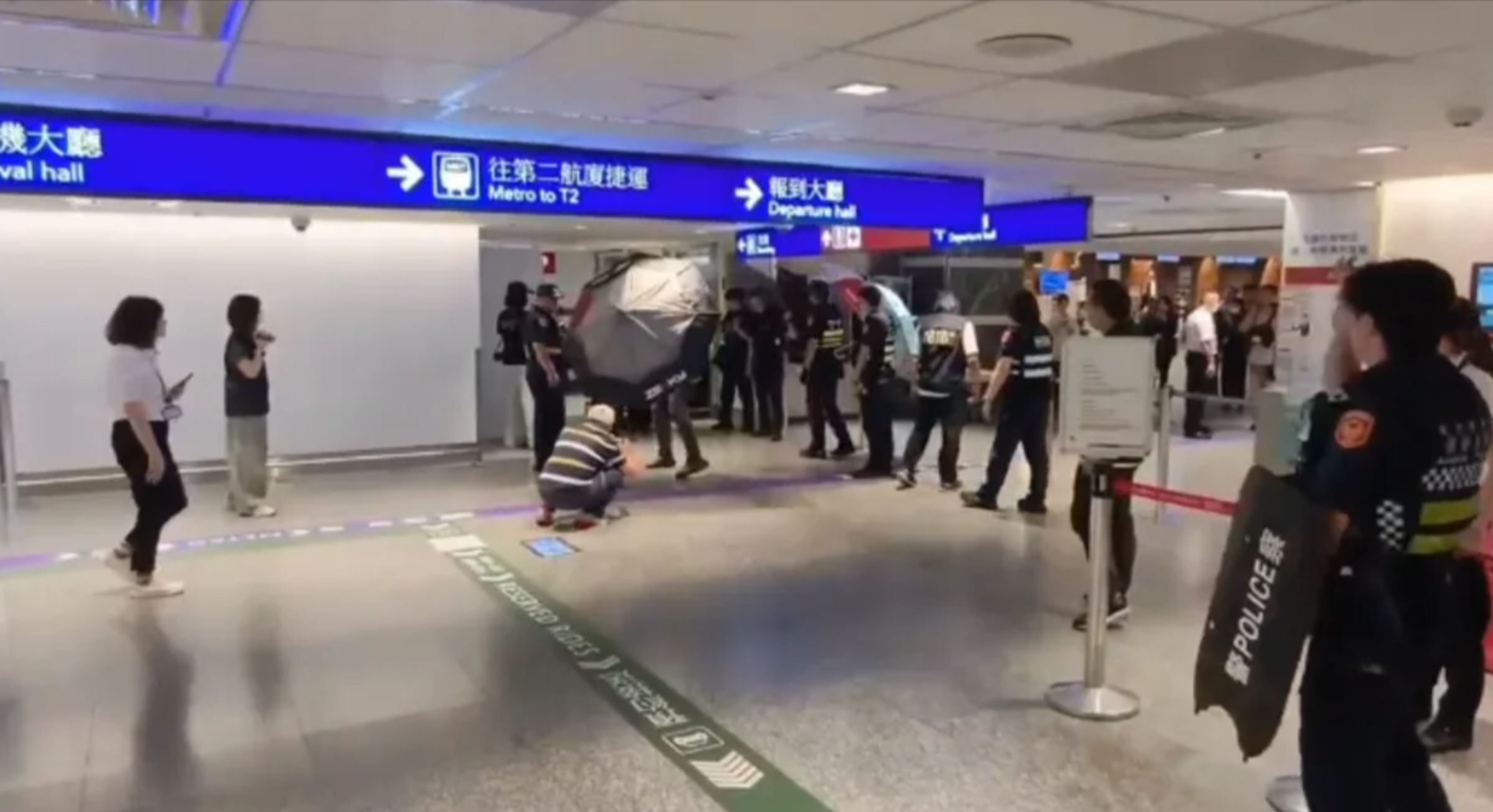 桃園機場昨(12日)發生持刀挾人案。