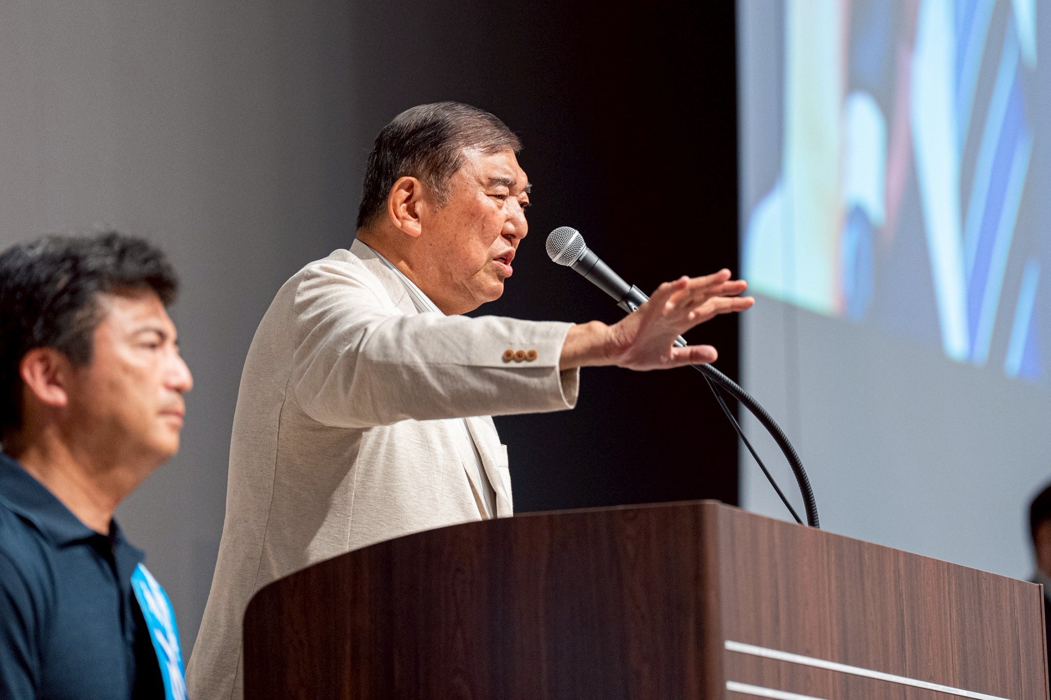 日本於20日舉行參議院選舉，執政黨聯盟吞敗，未能拿下過半席次。圖為日本首相石破茂。（翻攝X）