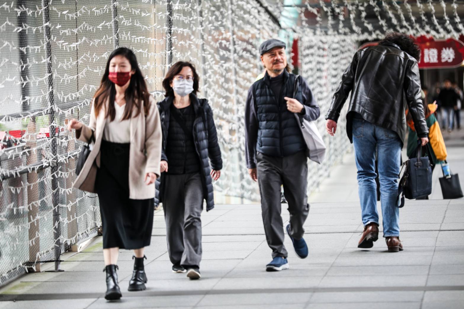 今明東北季風影響，北部、東北部及東部天氣較涼，明晚起寒流南下，各地氣溫下降。（本刊資料照）