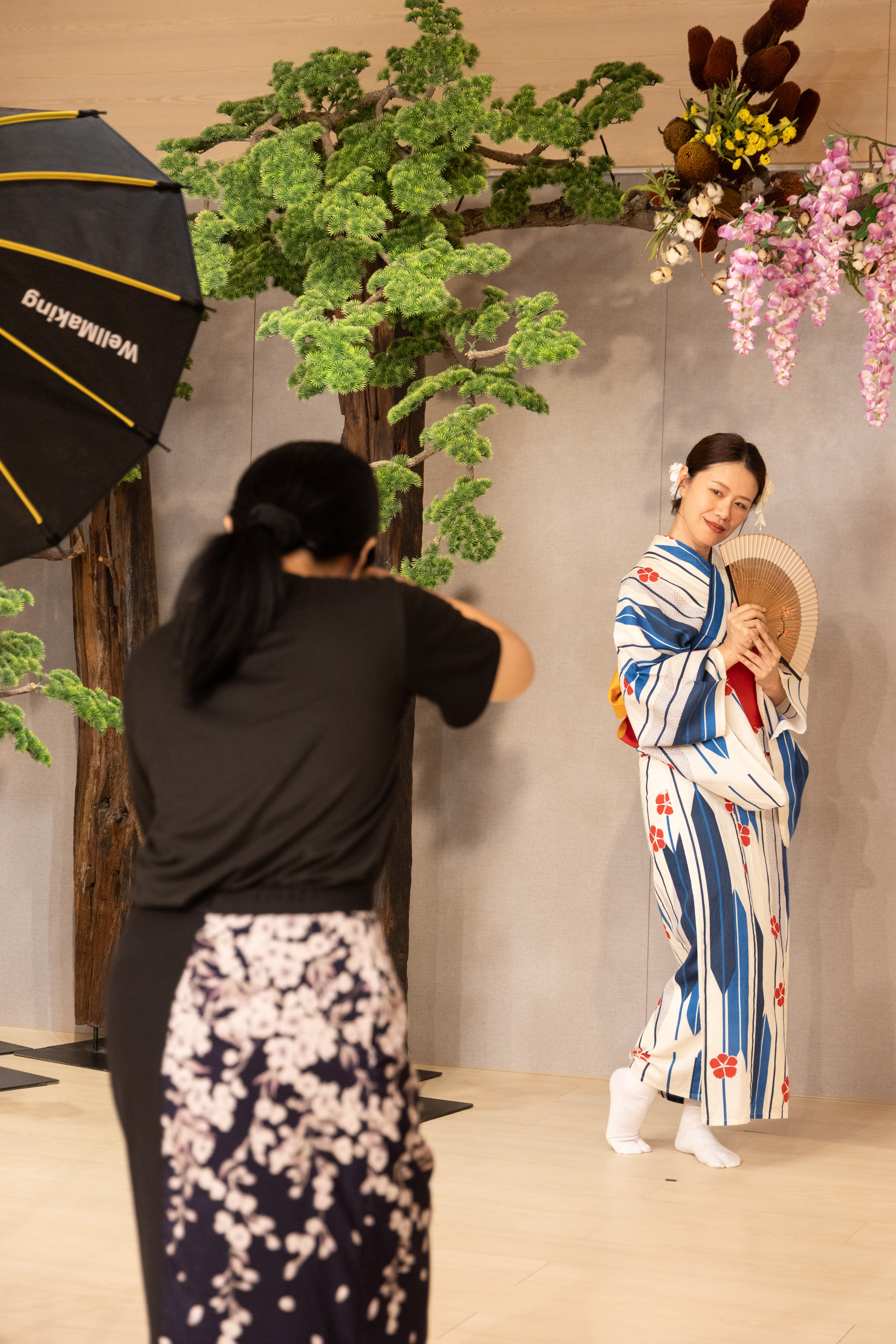 換裝後想留下美美紀念,也能事前安排加購攝影寫真。