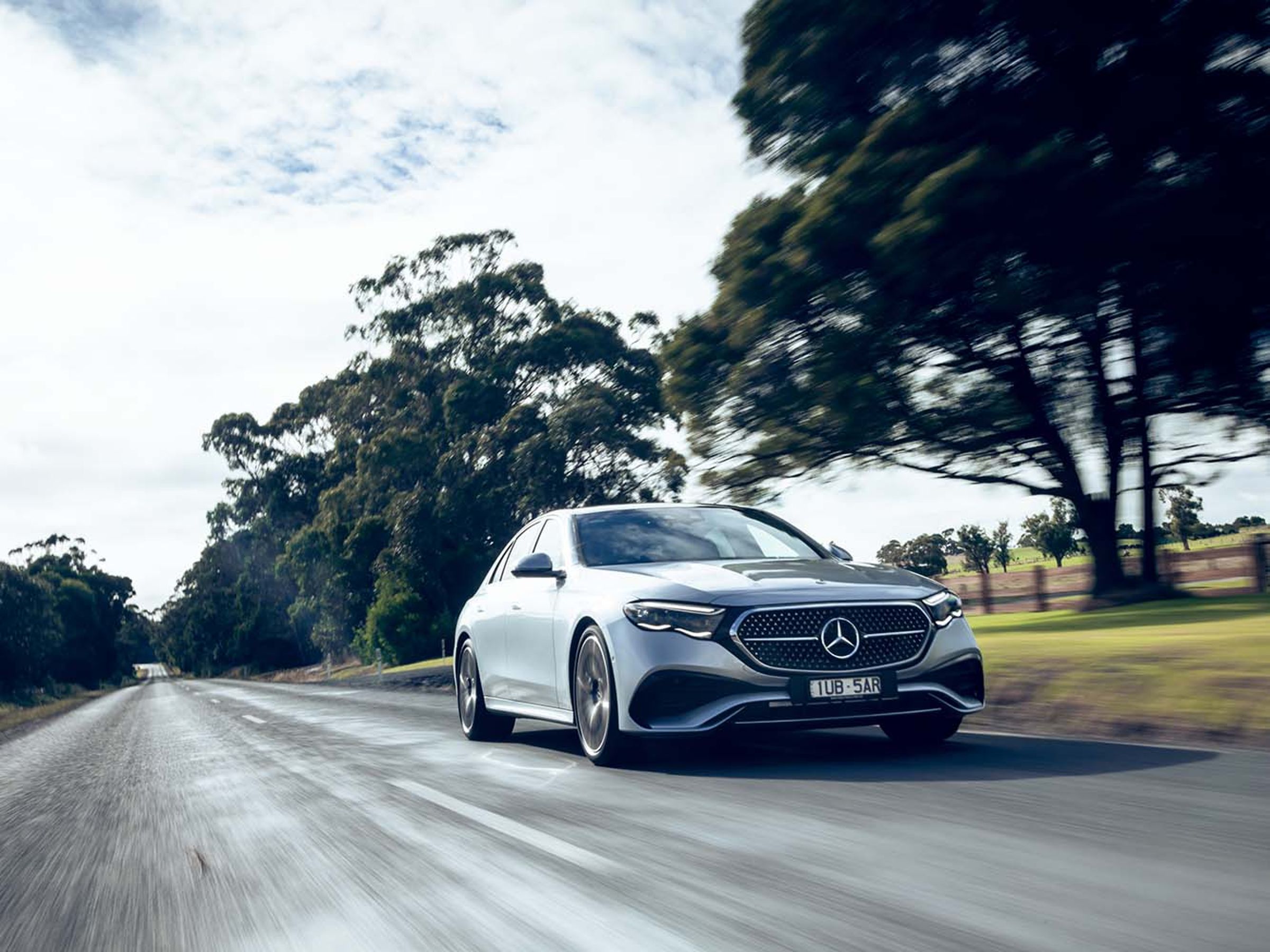 Mercedes-Benz E200