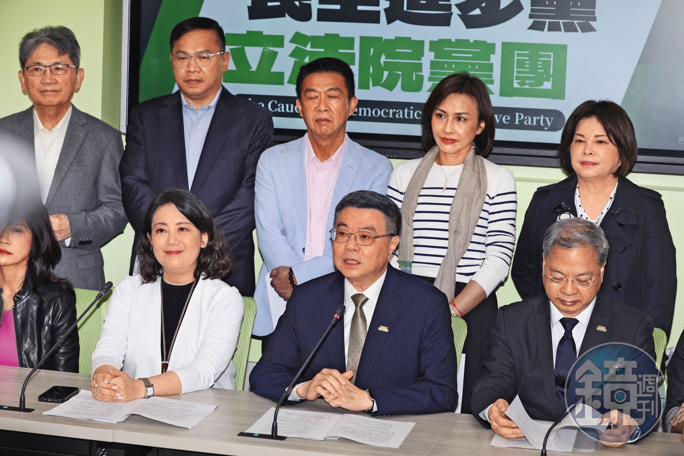 行政、立法互動頻率近來有所回升，但綠委仍有許多抱怨。