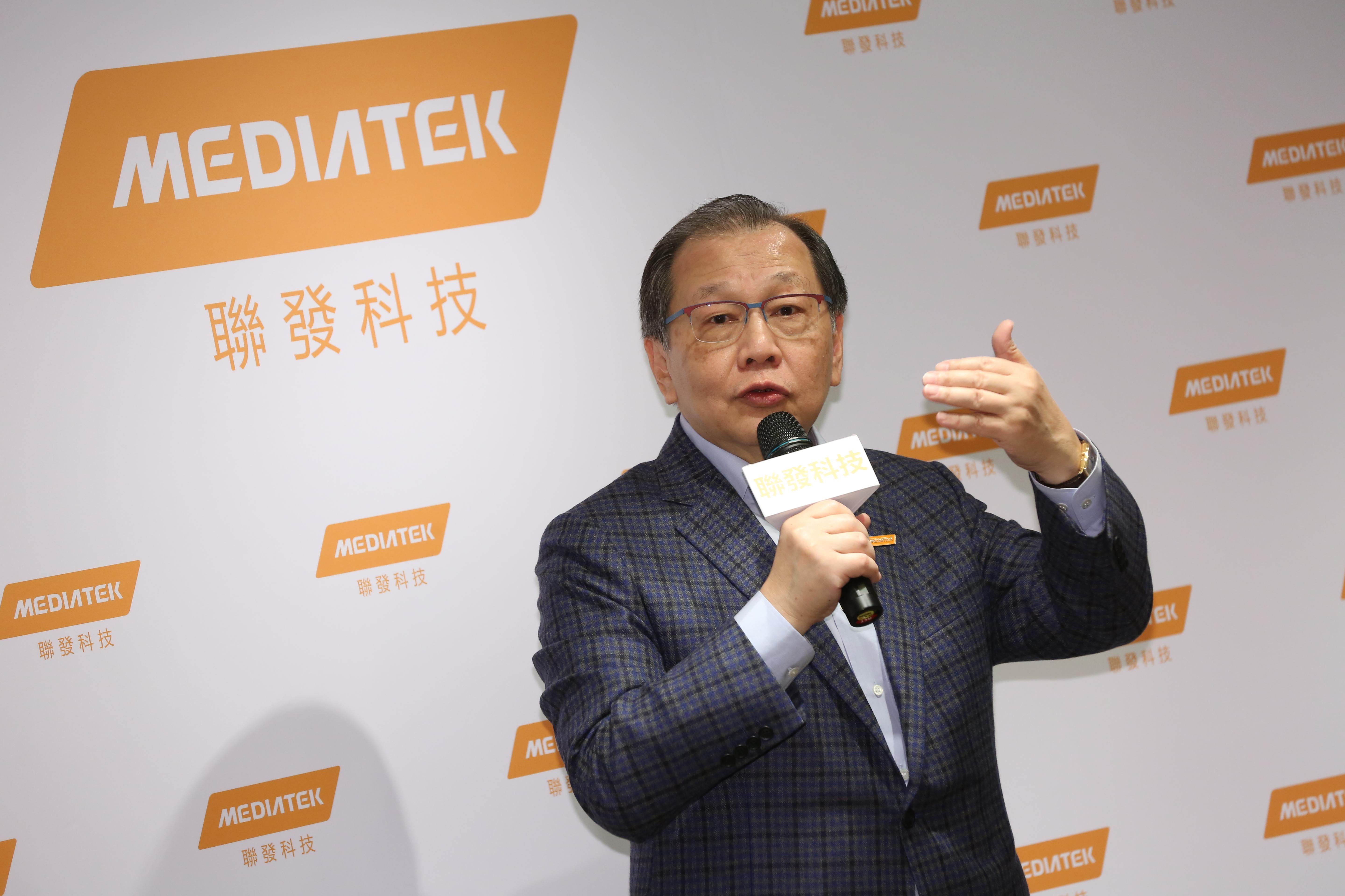 聯發科執行長蔡力行於7日法說開門見山直言，DeepSeek對AI市場將帶來正面影響，公司更是直接受惠者。