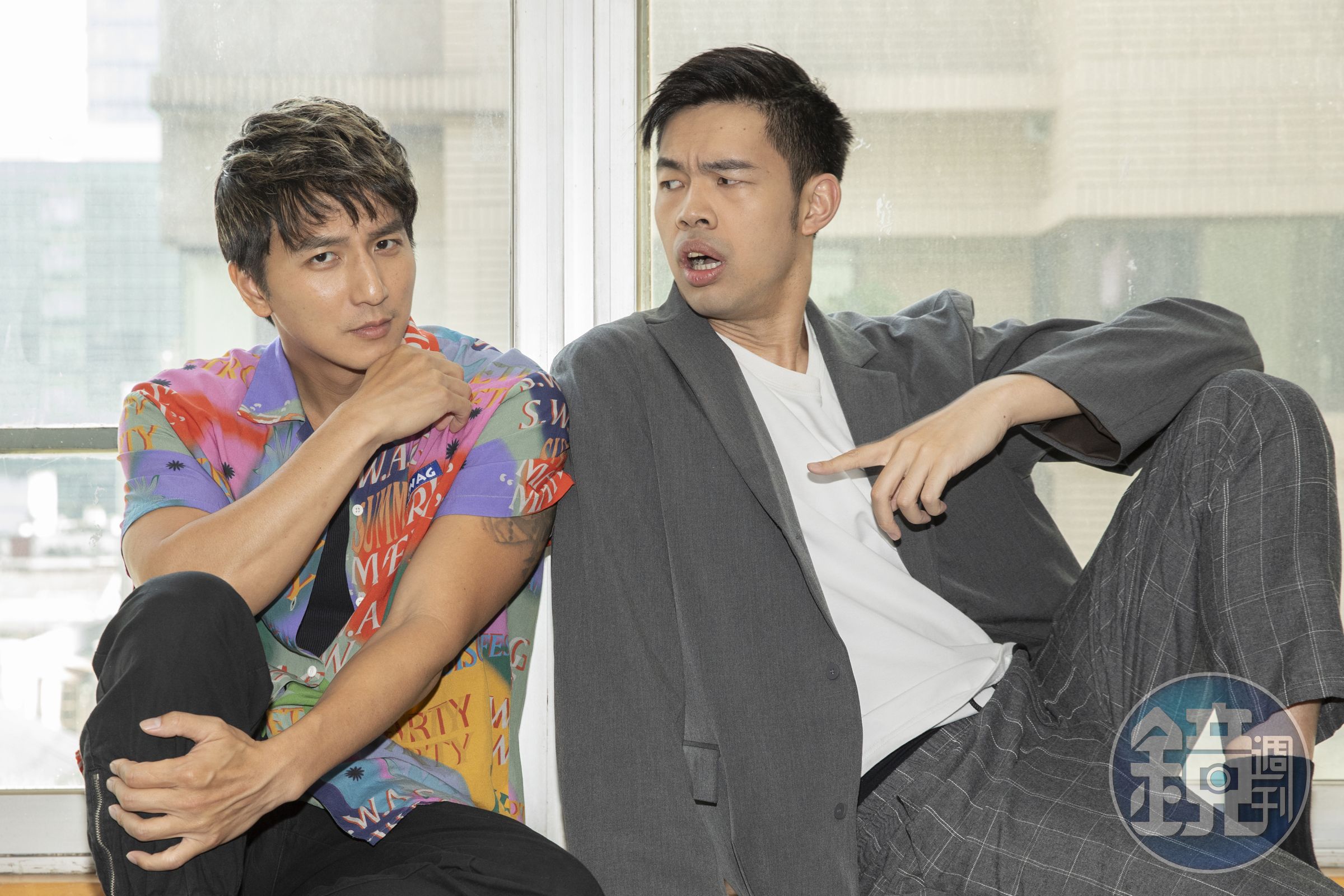 陳大天(右)原本在《三個傻瓜》有吃重演出,卻因逃兵事件退出演出名單。
