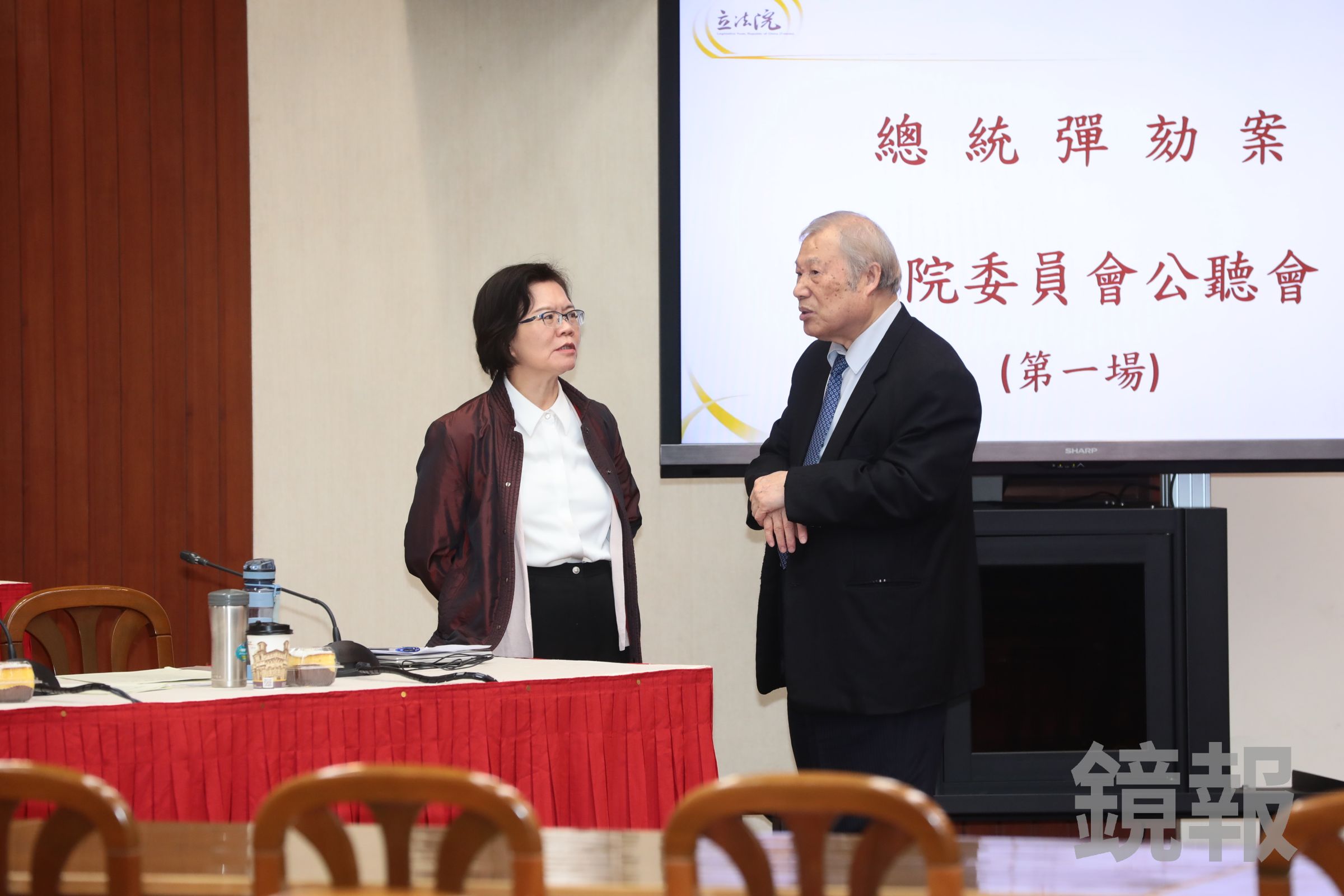 劉書彬（左）批總統賴清德「德不配位」。（鏡報林煒凱）