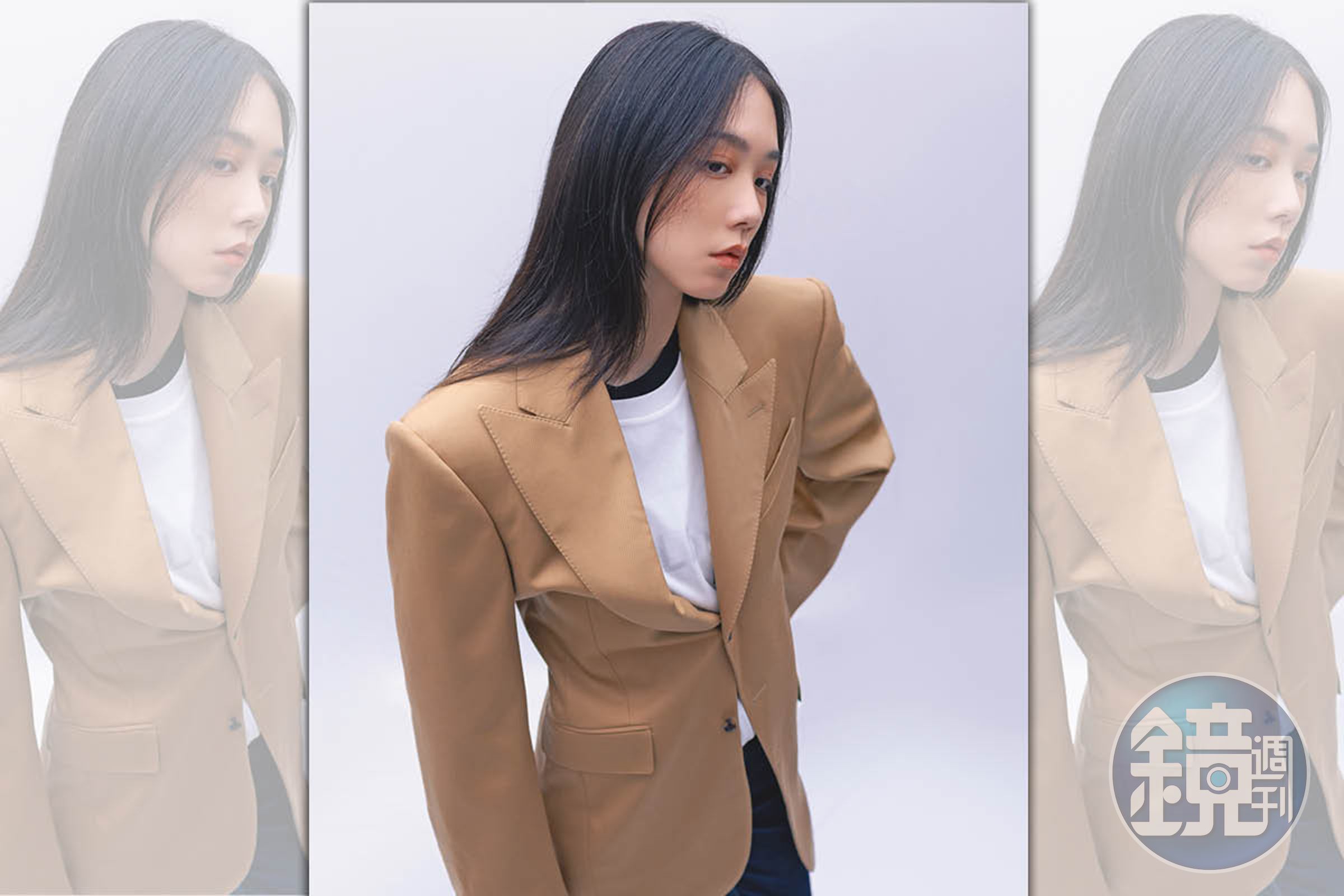 COLONNE外套 NT$112,000 by CELINE，雙層T恤 NT$34,000 by CELINE，黑色T恤 NT$19,500 by CELINE，緊身牛仔褲 NT$35,000 by CELINE，黑色尖頭高跟鞋價格店洽 by Balenciaga。
