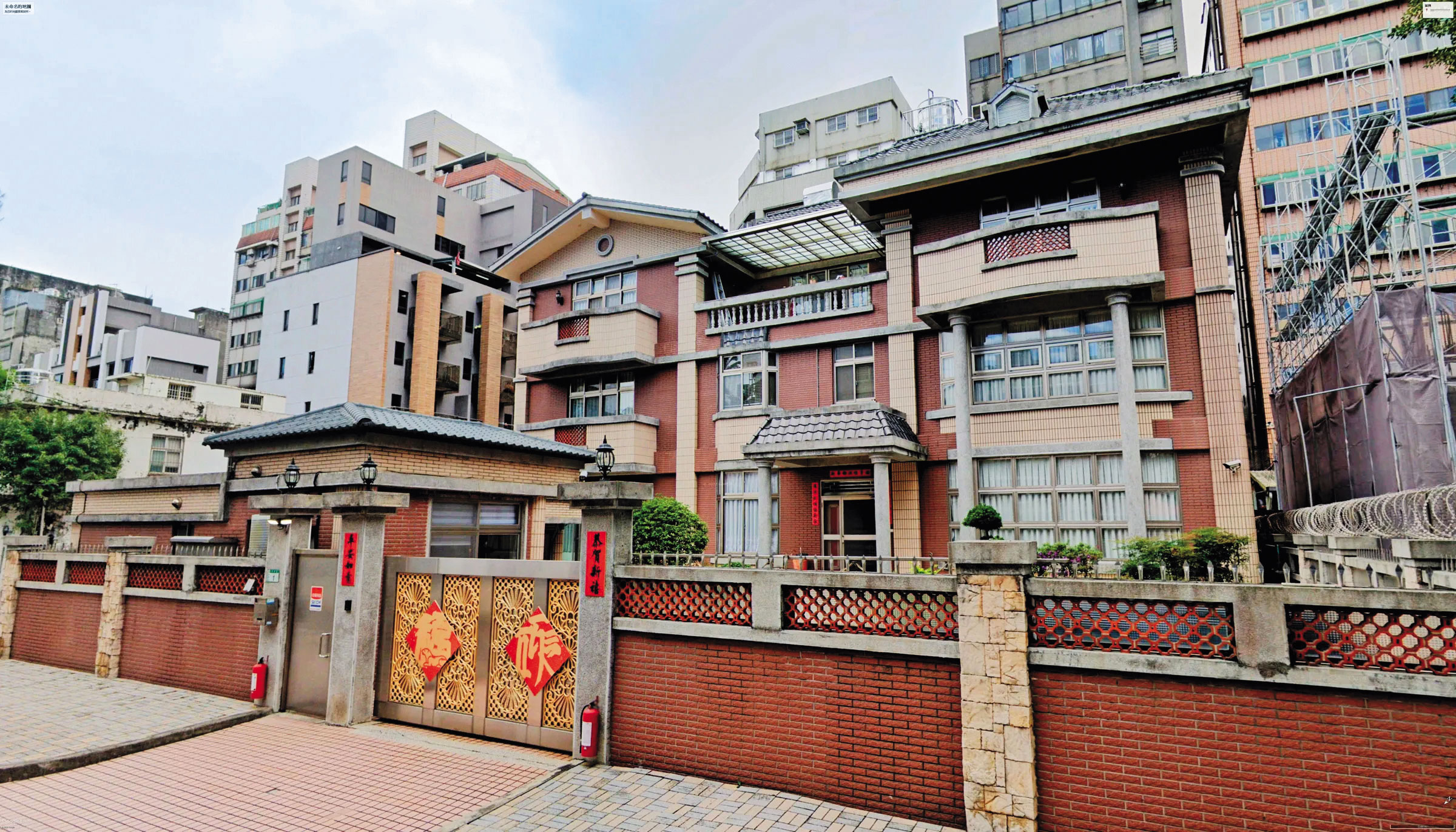 廖俊松赴鄭文燦官邸（圖）後，趁鄭還沒回來時，硬將裝有500萬元的手提袋放在桌底，是否構成貪汙成為檢辯攻防重點。（翻攝Google Maps）