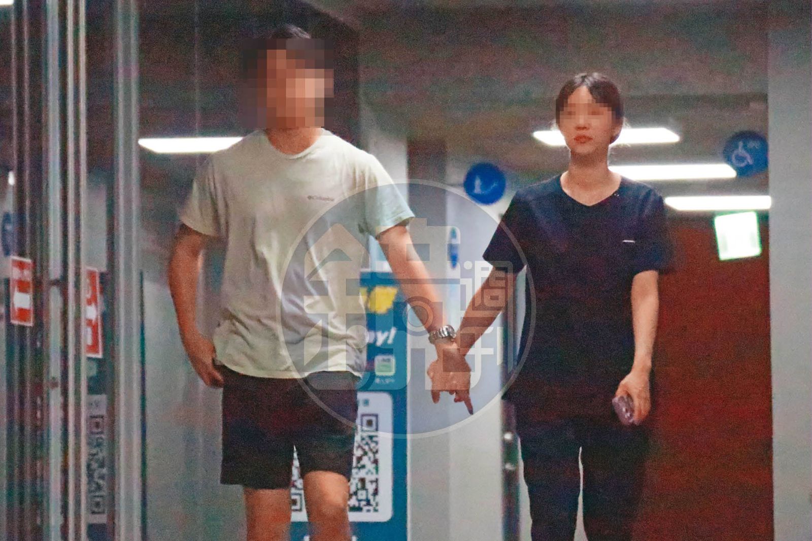 許芊芊婚後常和老公牽手散步或外出遊玩，已結束和趙建銘的不倫戀