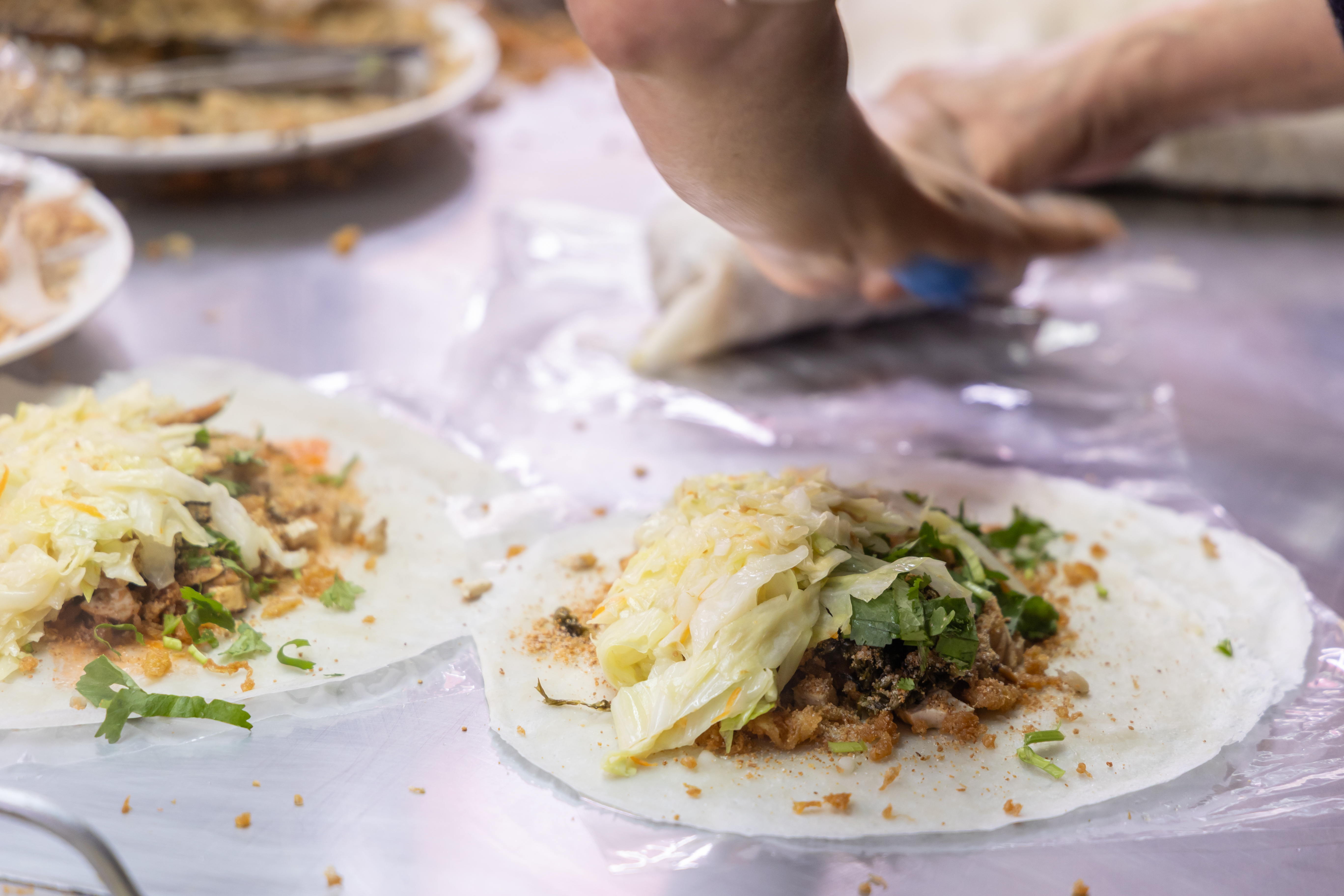 節氣「立春」要咬春，吃春餅，雖然現在立春節氣已過，但春天很長，學起來，隨時都可以補吃春餅。