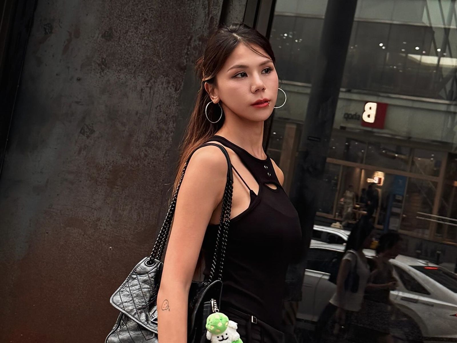 蕾菈一度因大麻事件讓事業陷入低潮。（翻攝自蕾菈IG）