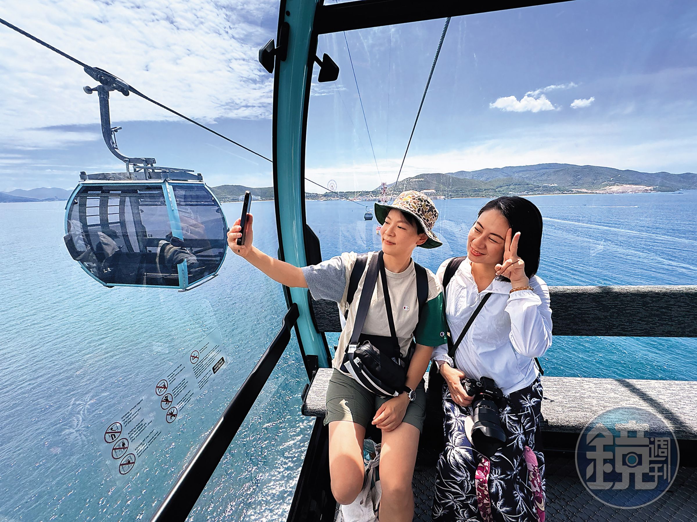 搭乘海上纜車能夠把芽莊與珍珠島的海岸風光一覽無遺。