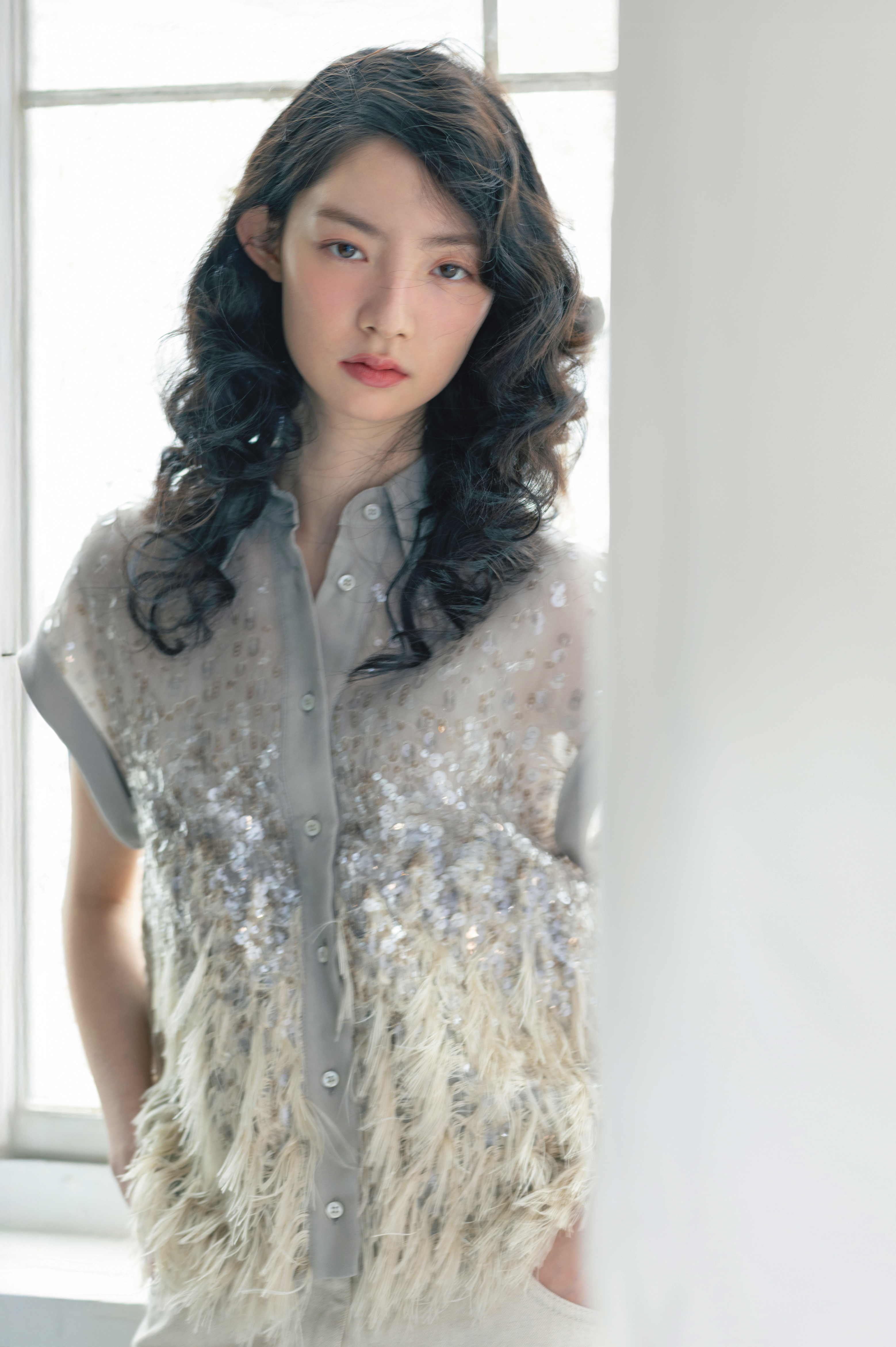 閃耀漸變襯衫NT$219,500／闊腿水手褲NT$73,900 all by Brunello Cucinelli 