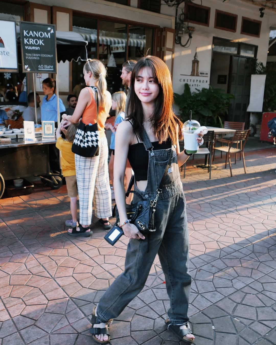 人氣YouTuber白癡公主向來以自嘲「A減身材」出名，更被網友封為「貧乳界女神」。