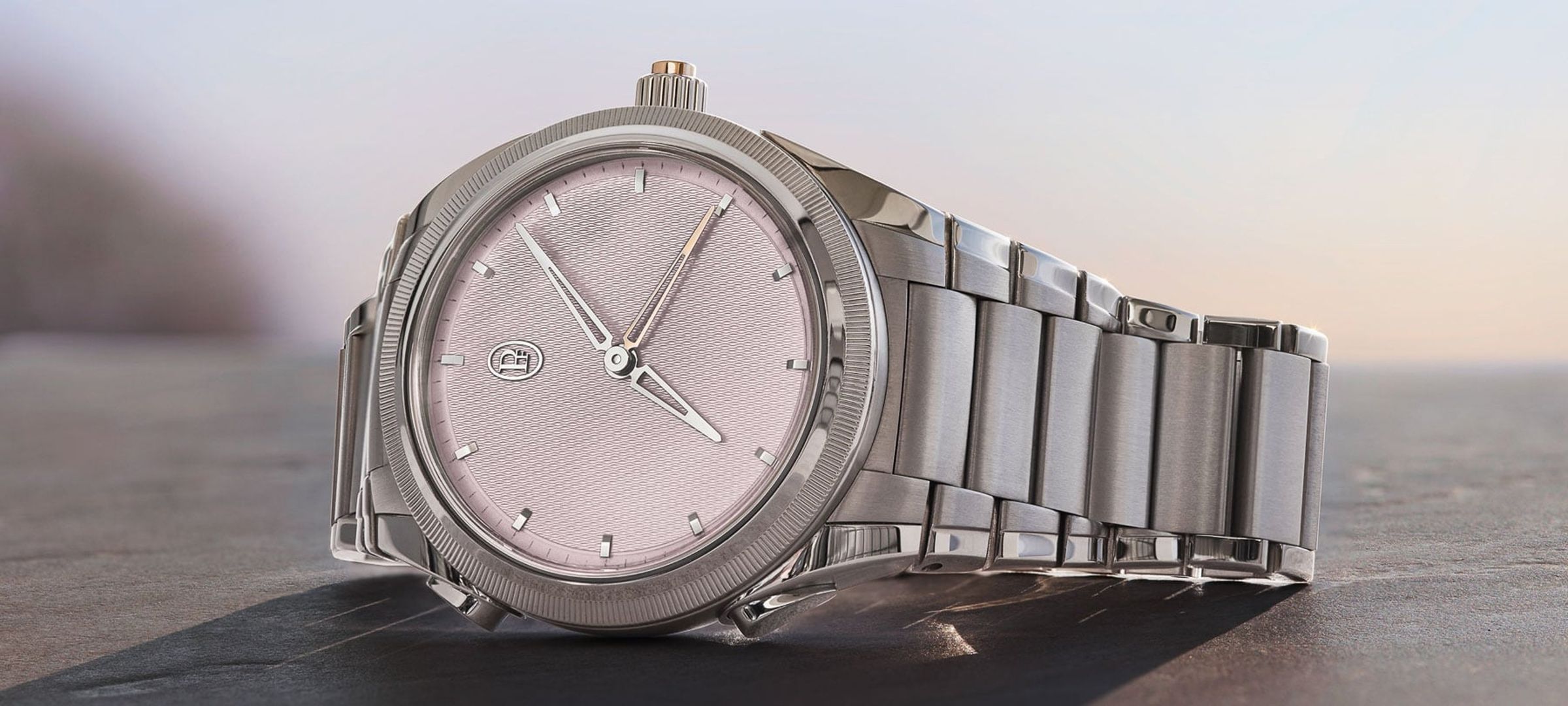 帕瑪強尼 Tonda PF Minute Rattrapante in Arctic Rose。