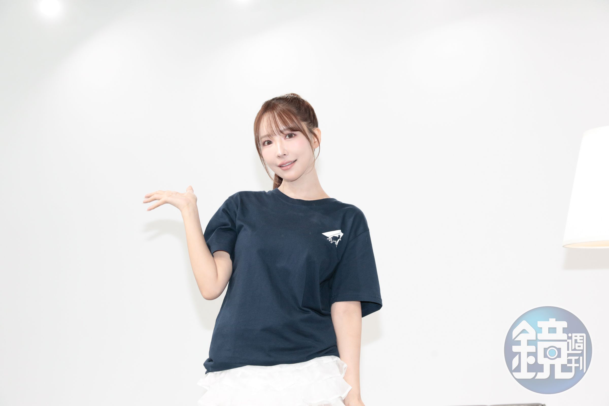 三上悠亞今（23日）出席公益記者會，驚喜宣布將舉辦粉絲見面會。