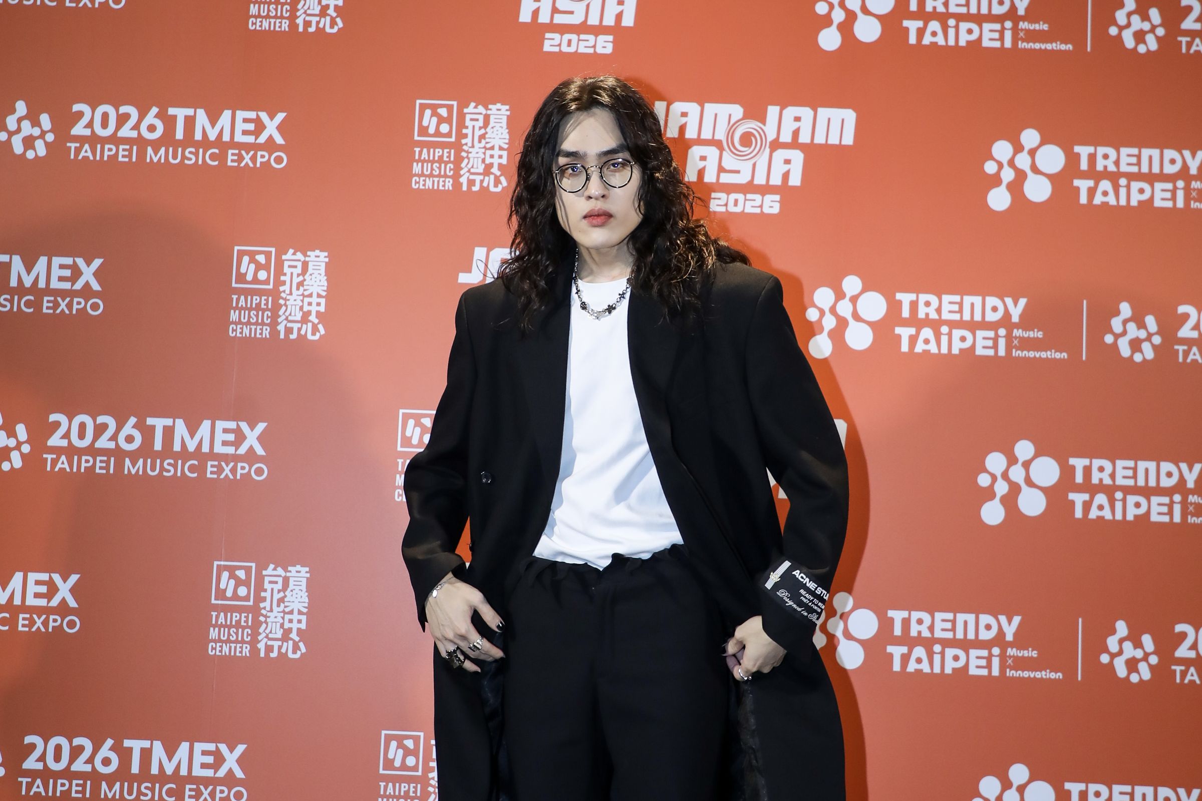 鶴The Crane與女友都是吉伊卡哇粉絲，最愛角色依序為吉伊、小八、獅薩，更大讚新電影比《奧德賽》好看。（讀者提供）