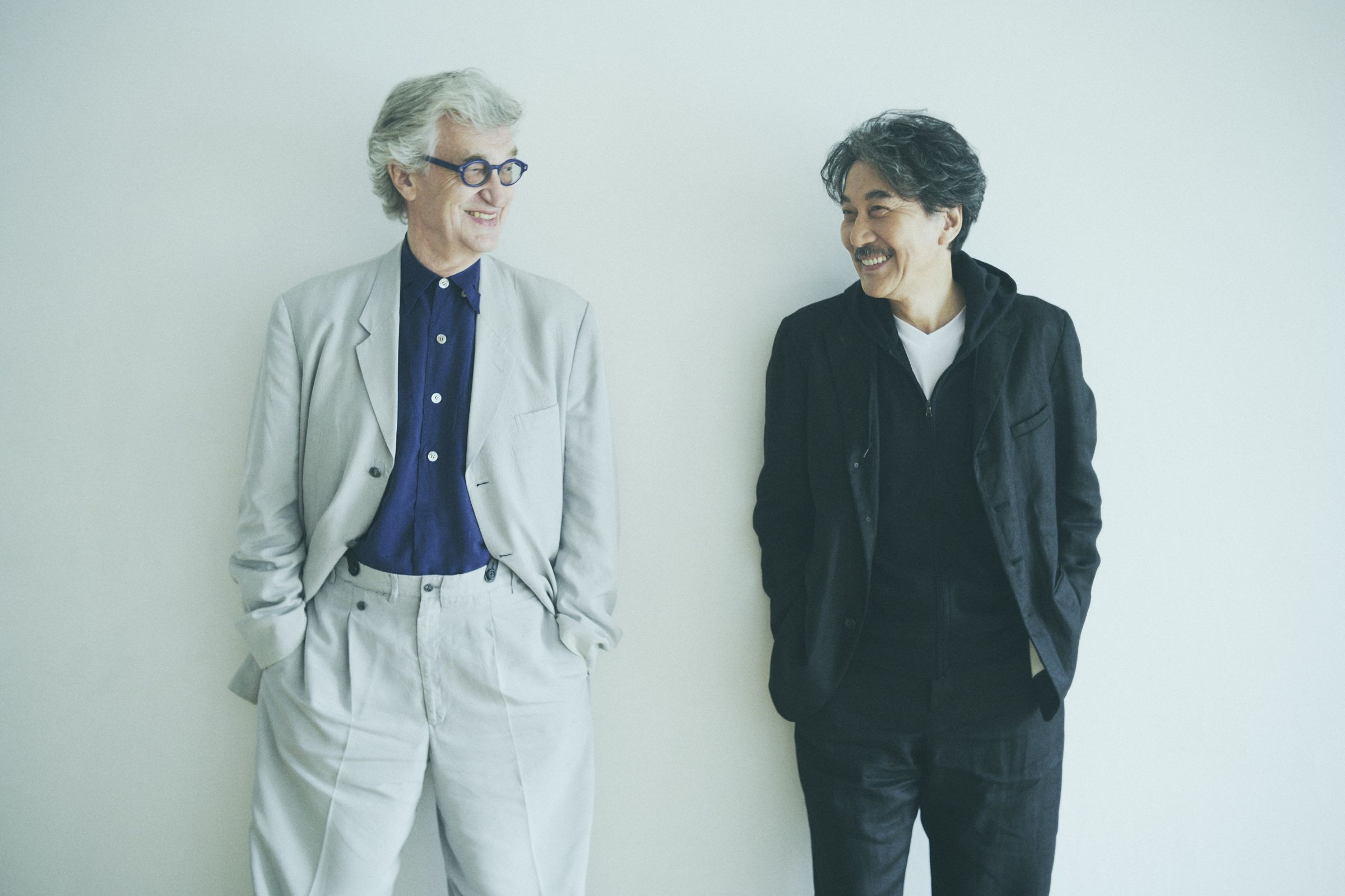 德國導演文溫德斯(左)與日本影帝坎城影帝透過《我的完美日常》首次合作。(甲上娛樂提供)