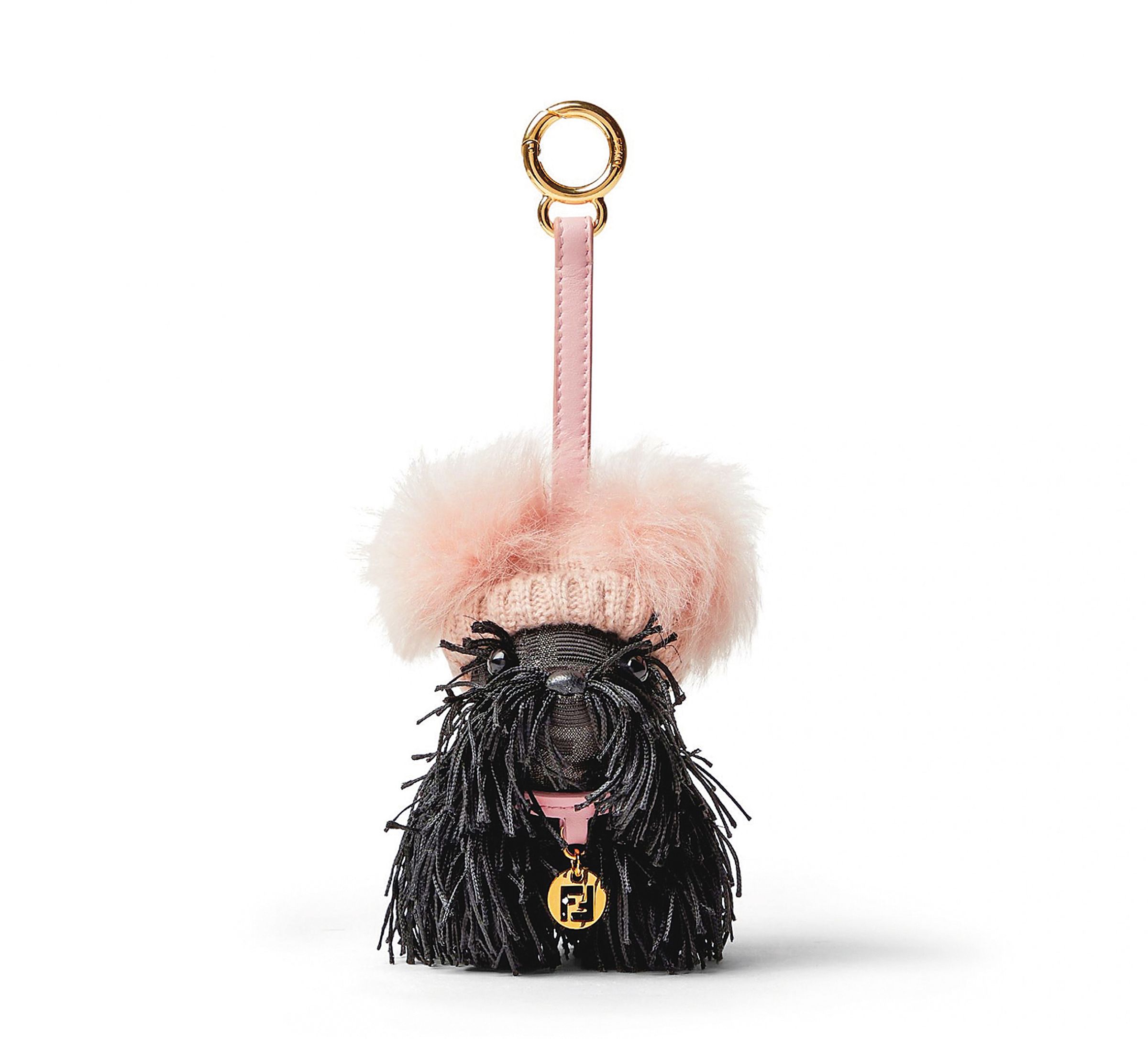 滿臉毛的Penny,看來是隻㹴犬無誤。NT$32,000(FENDI提供)