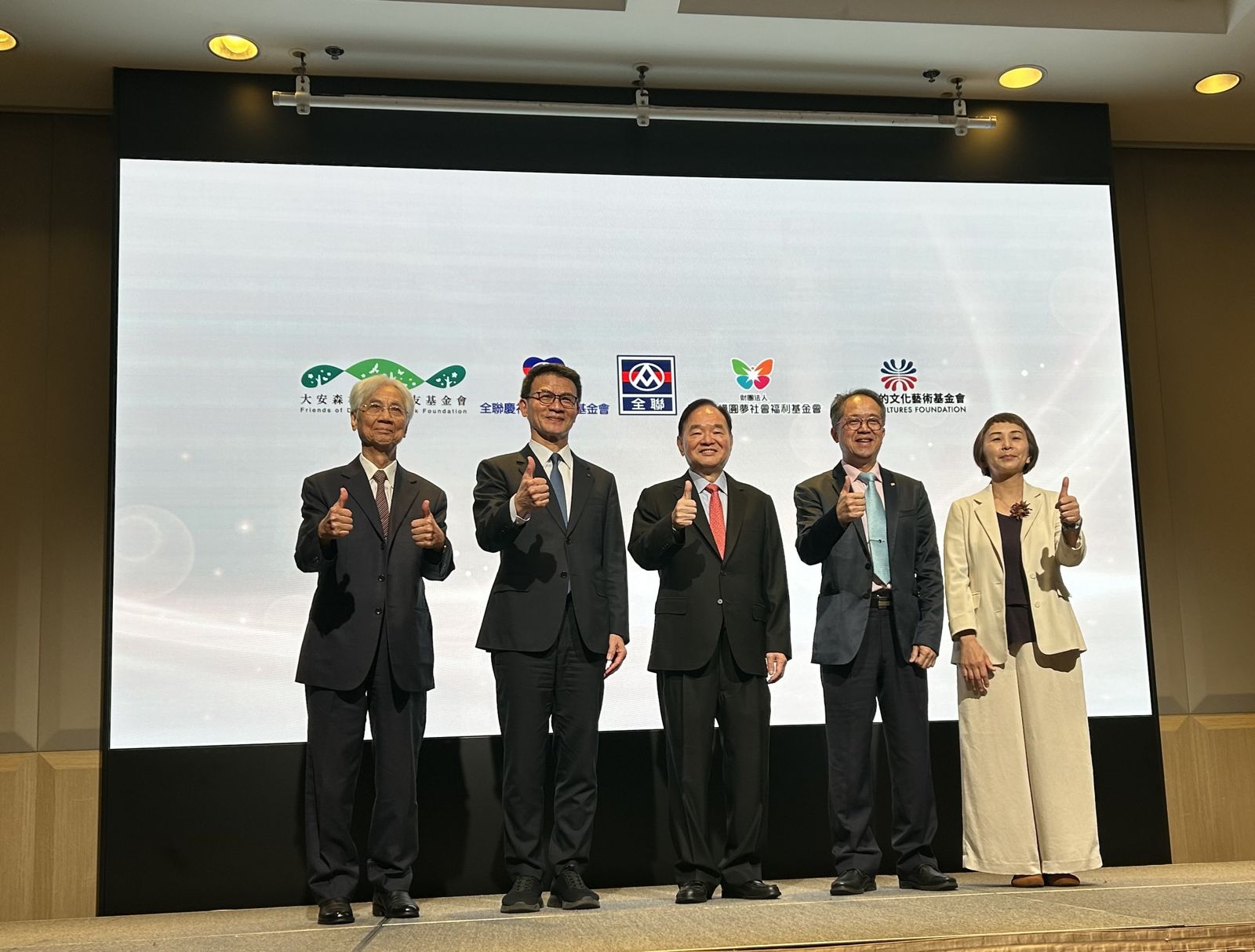 看待通膨和塑膠袋之亂 全聯董座林敏雄:目前不漲價也不限塑