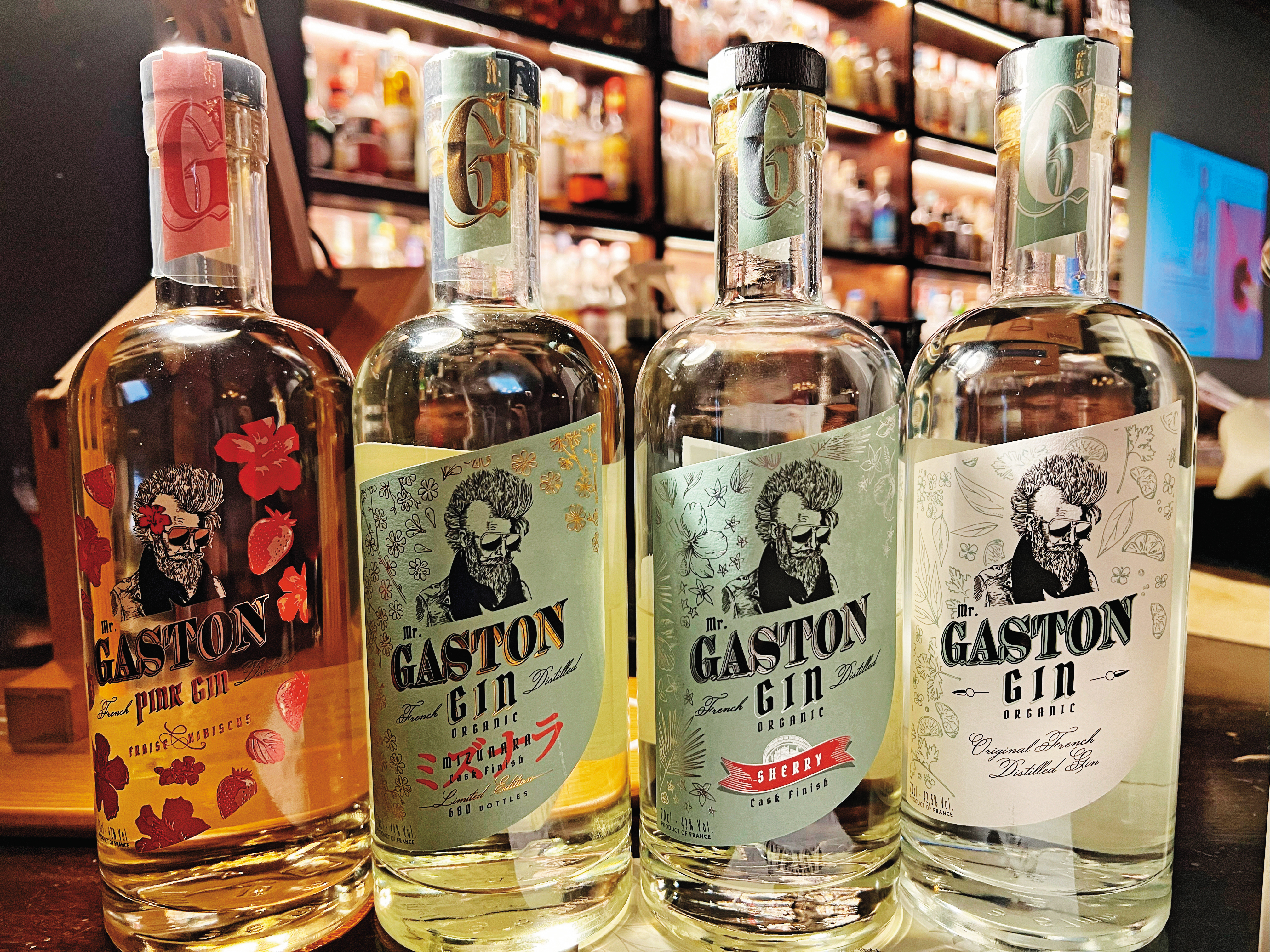 同屬法國派克干邑酒莊的琴酒品牌Gaston，也推出多款創意琴酒，包括粉紅（Pink）琴酒、過水楢桶琴酒、以及過雪莉桶的有機琴酒。