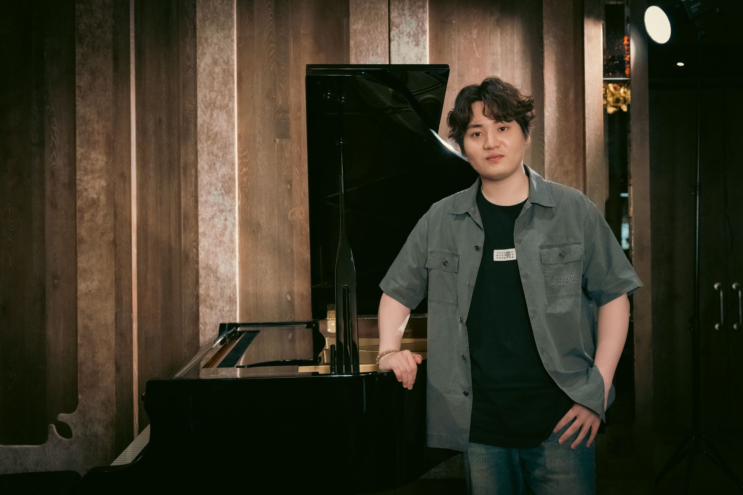 第一次演戲，陸一初生之犢不畏虎，即使扮演仍在世、且家喻戶曉的名人，他也毫無壓力。（兩岸電影展提供）