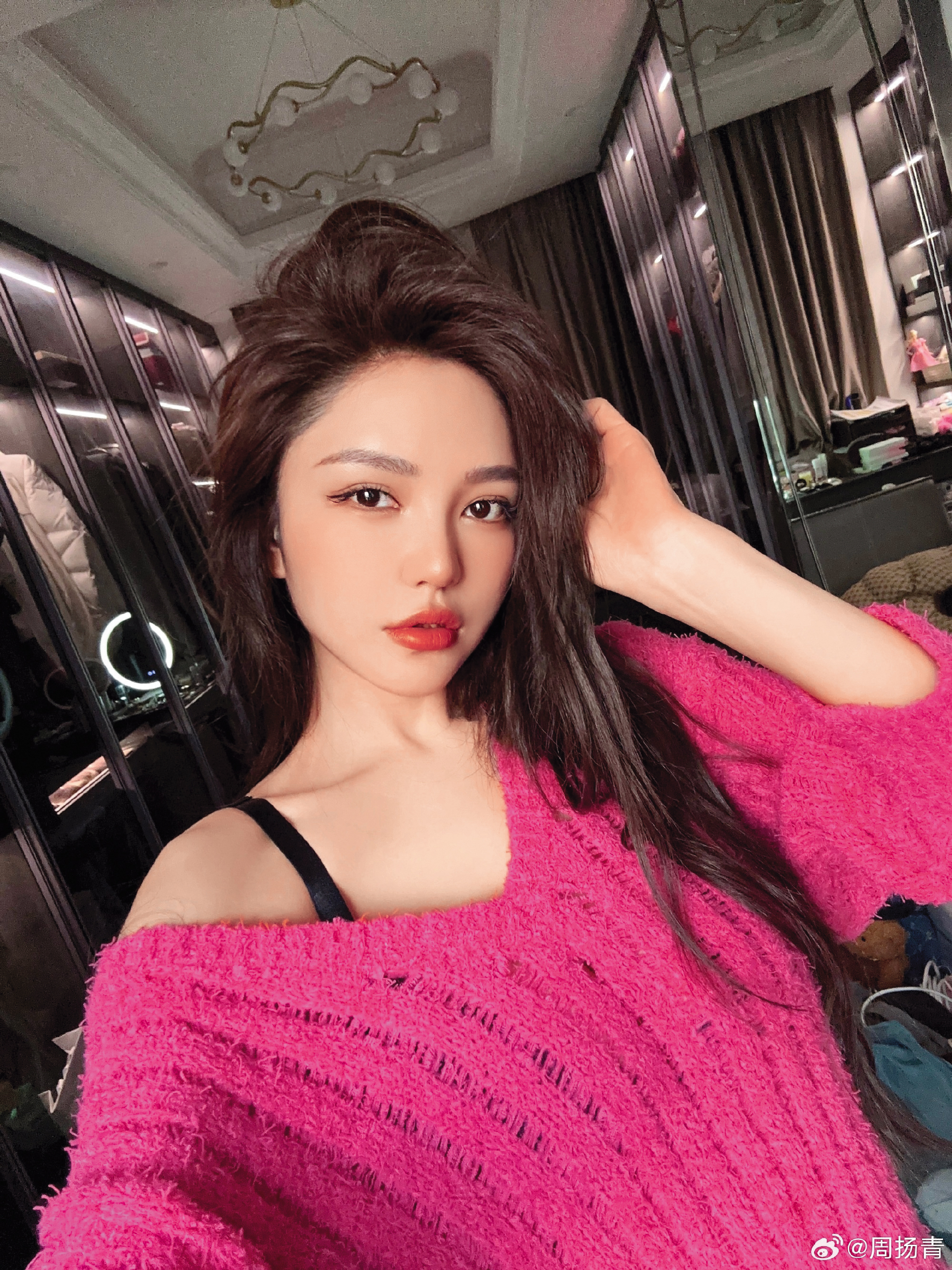 周揚青曾痛訴羅志祥在她不在的時候,都會約女生去家裡。(翻攝自周揚青微博)