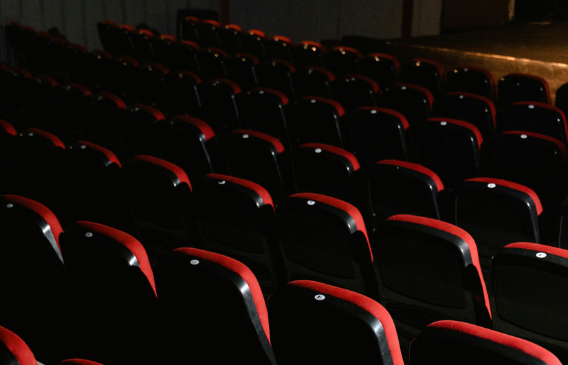 中國一對年輕情侶大膽在影廳內活春宮，工作人員透過監視器全程看光光。（示意圖，pexels）