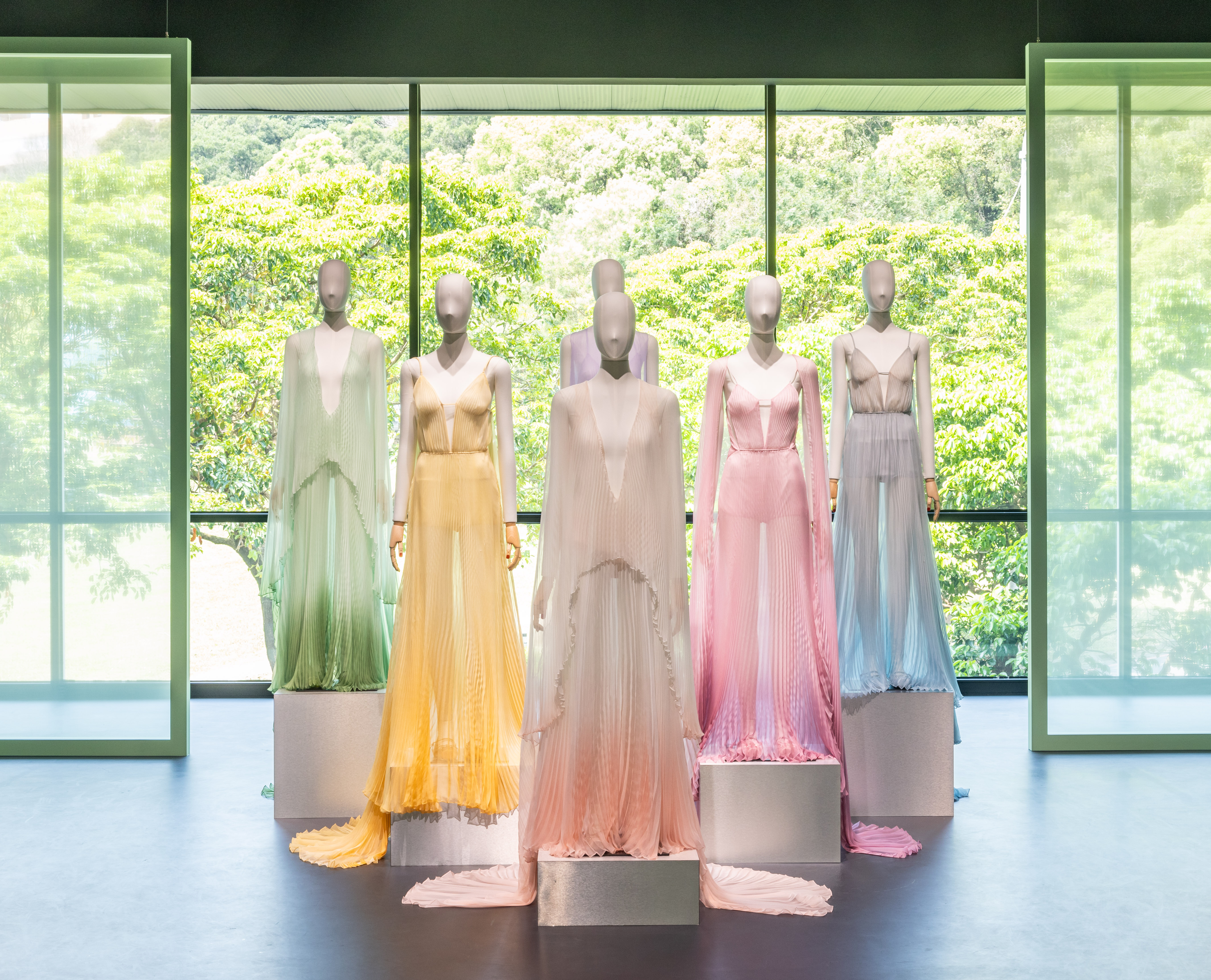 「GUCCI頂級訂製展」的重頭戲是高級訂製服系列。（古馳提供）