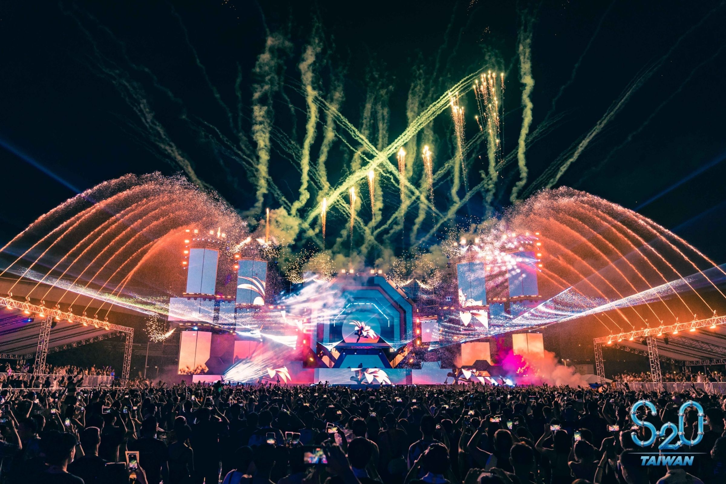 電子音樂權威媒體《DJ Mag》近日公布最新一年度的「世界百大電子音樂節」名單,S2O Taiwan榮獲「世界百大電子音樂節」的殊榮。(S2O Taiwan提供)
