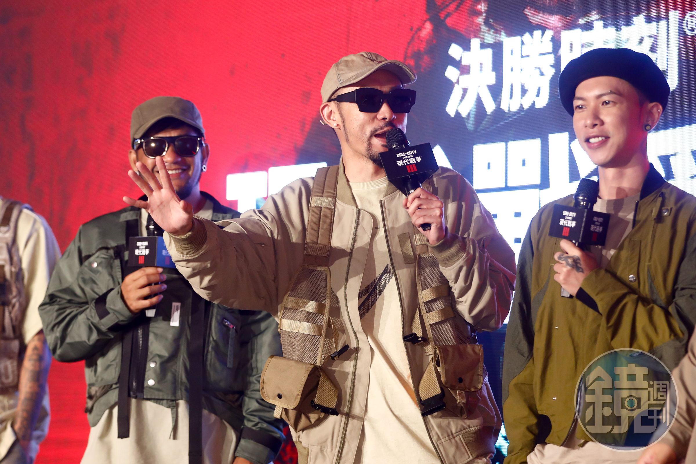 熱狗MC HotDog(中)霸氣表示〈樓下的房客〉反正不發行,也不想唱了。