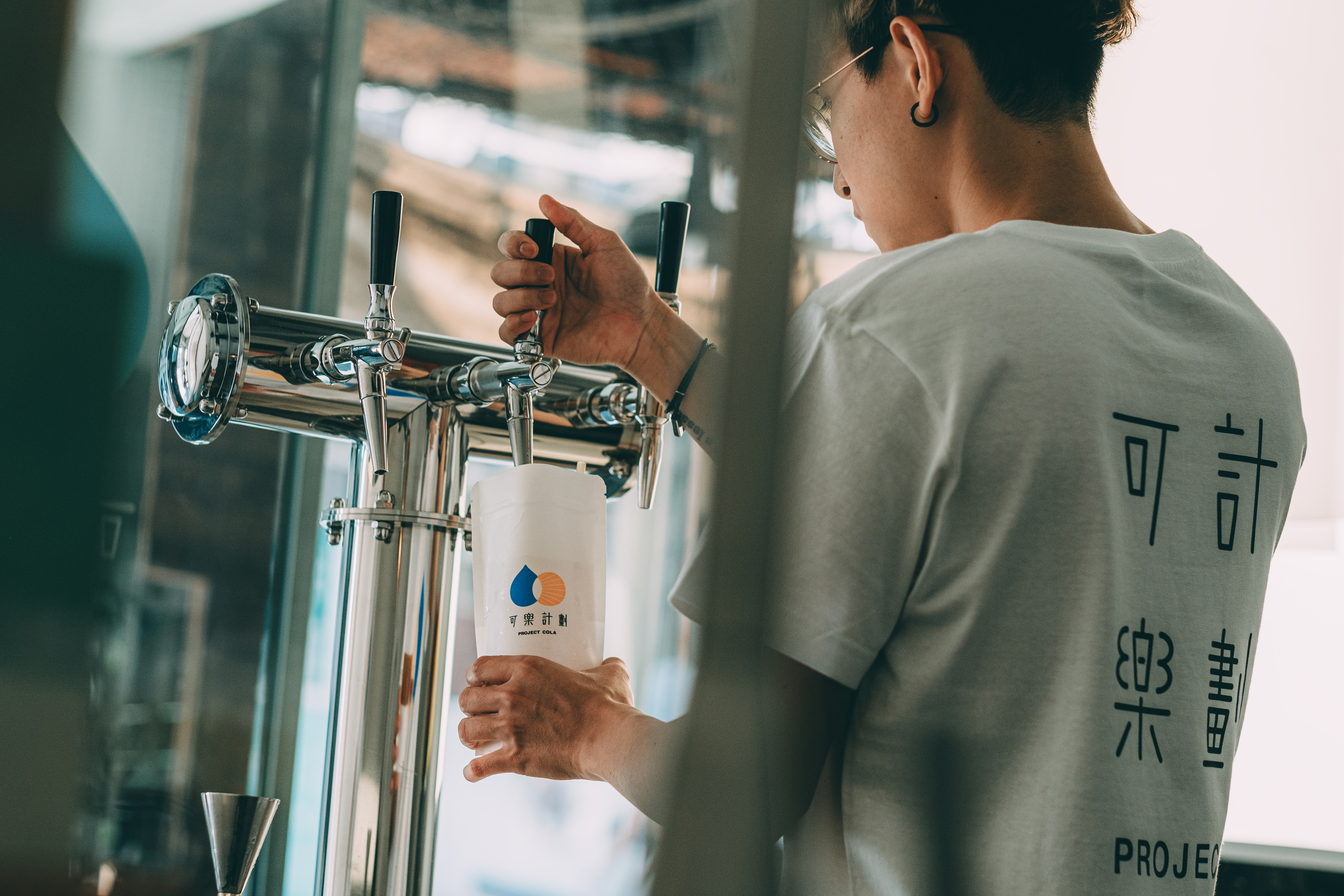 位在台南中西區的「Project Cola可樂計劃」在2025年的耶誕前夕開張，以後去台南就能喝到手工精釀可樂。（Project Cola可樂計劃提供）