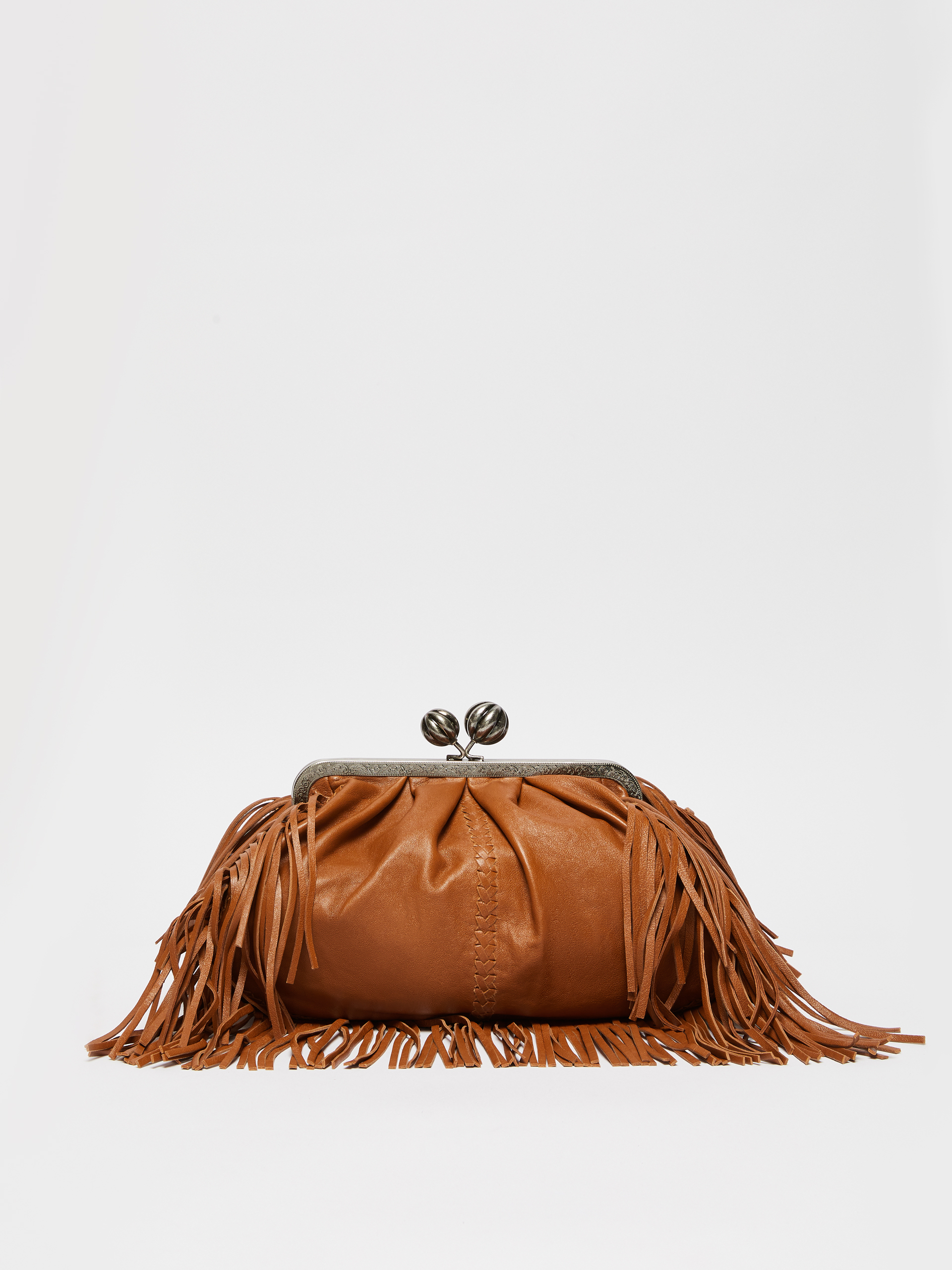 Weekend Max Mara Pasticcino點心包。NT$33,800(麥絲瑪拉提供)