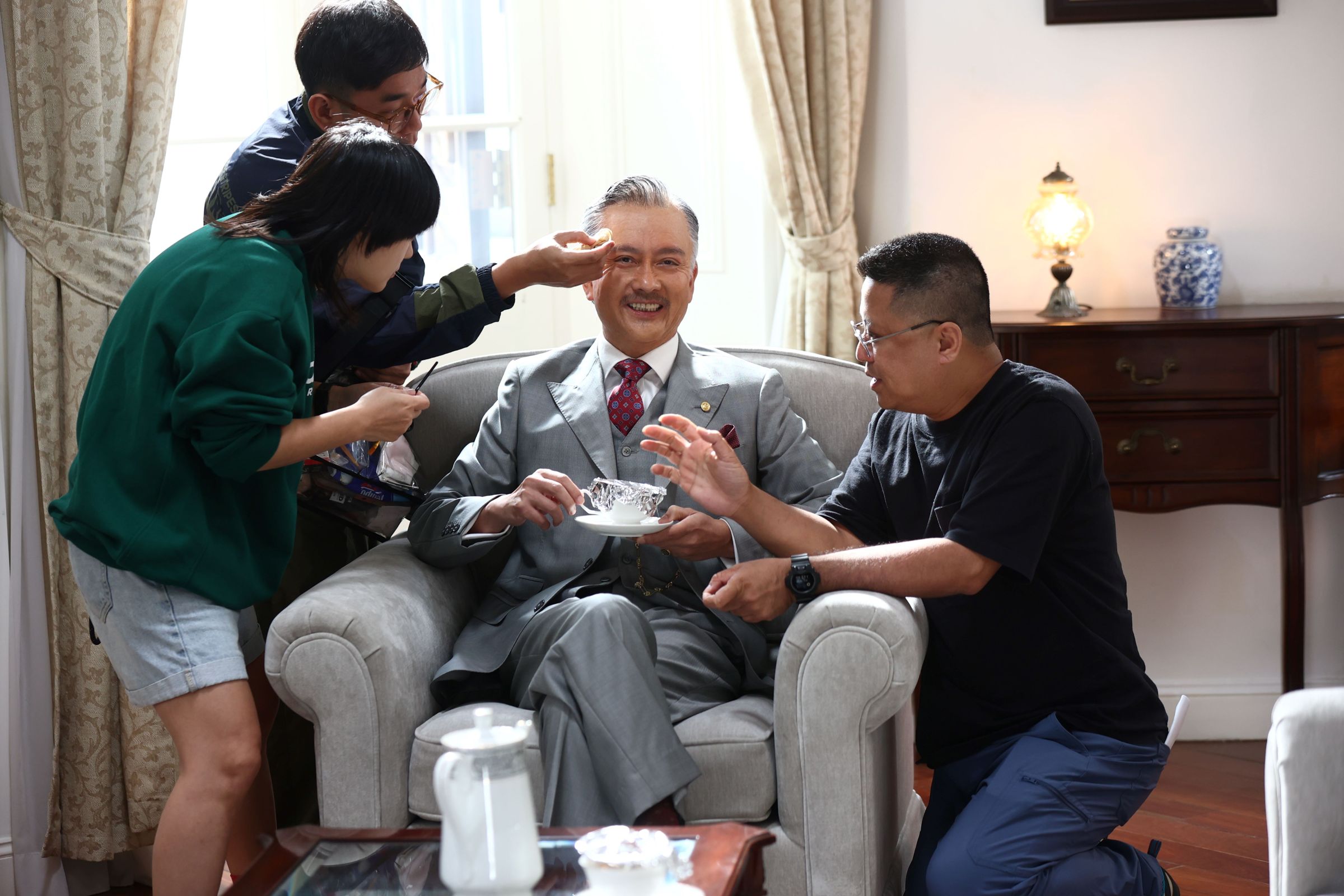 謝君豪的「首富老妝」由台灣團隊「百嘉堂」操刀，團隊上周才以《功夫》入圍台北電影節傑出技術獎項。（華映提供）