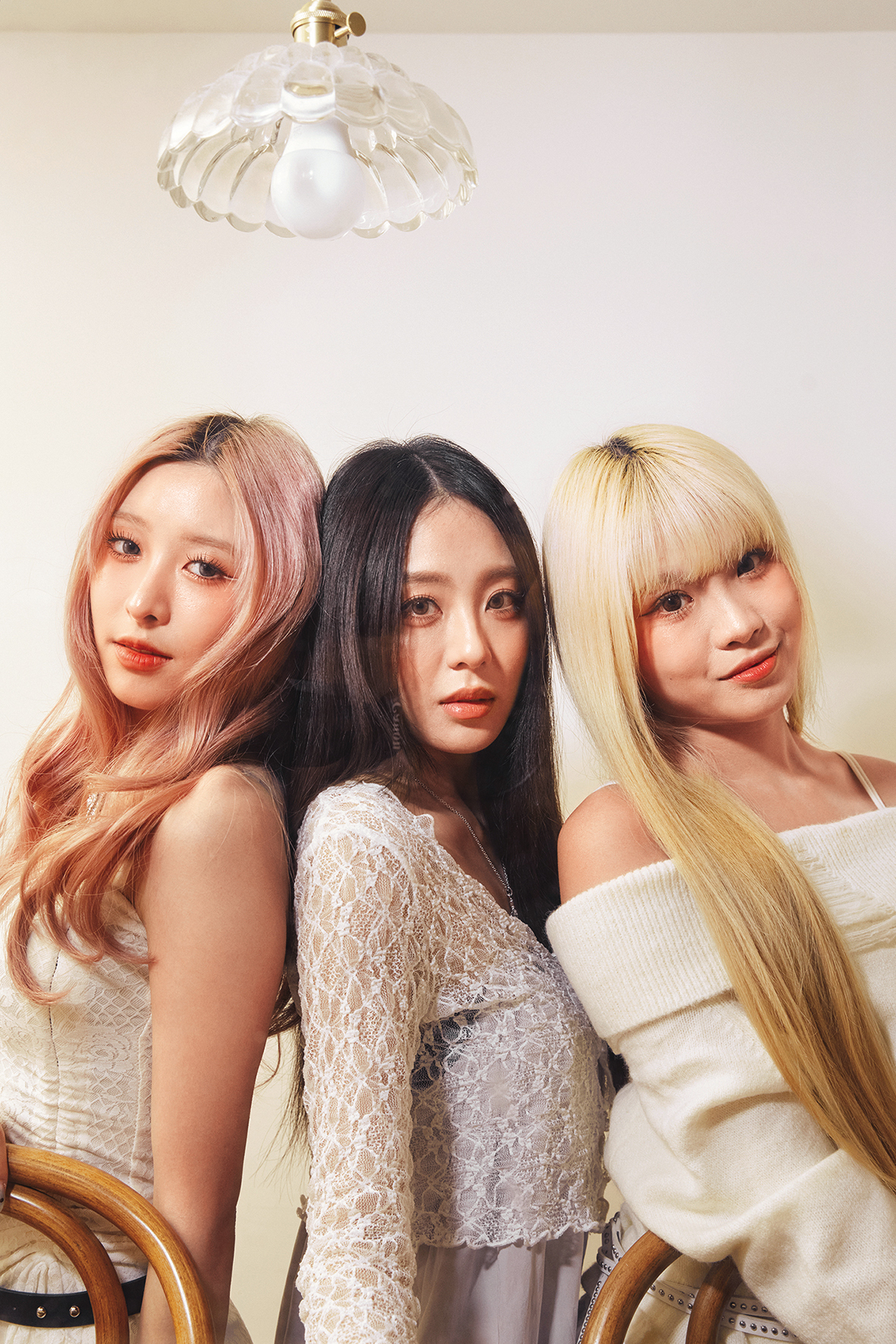 接下來ELL&s將受邀到職業排球聯賽擔任開球嘉賓及表演。左起Cherry、Ashlee、玉歆。