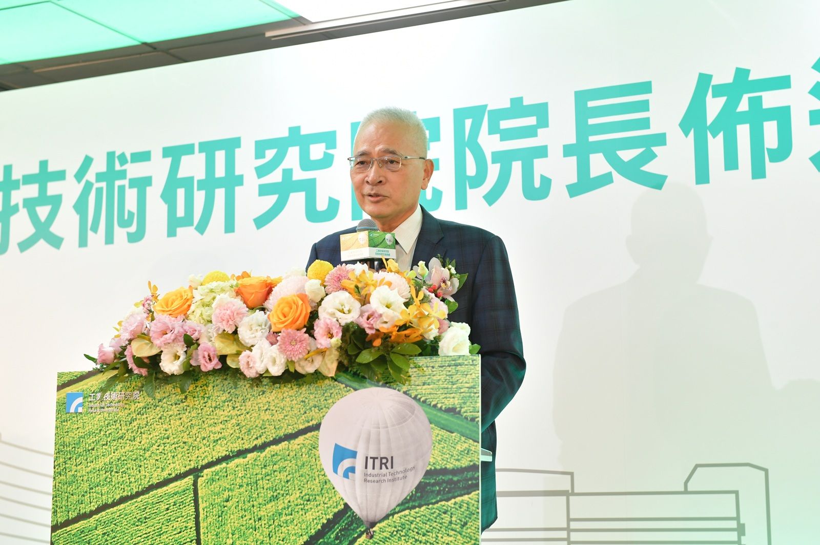 產業舵手無縫接軌2/劉文雄功成身退 張培仁聚焦3大方向助台灣提升全球能見度