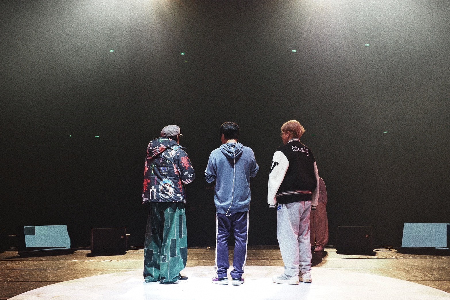 胡瓜領軍康康、歐弟登台表演《鑽石舞台之夜》大受好評。（下面一位提供）