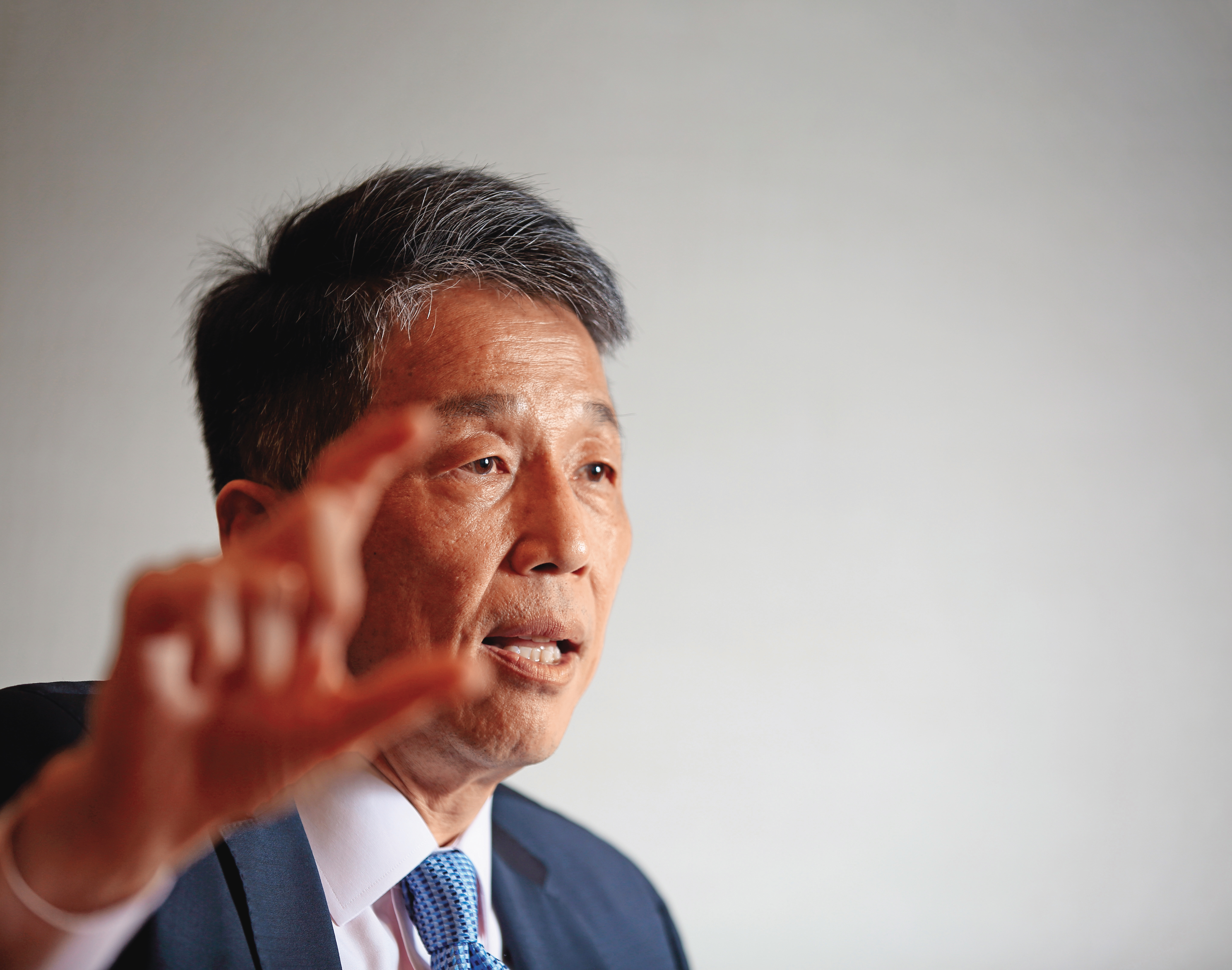 陳允懋指控，攻城獅沒有好好經營，3大贊助商跑光光。