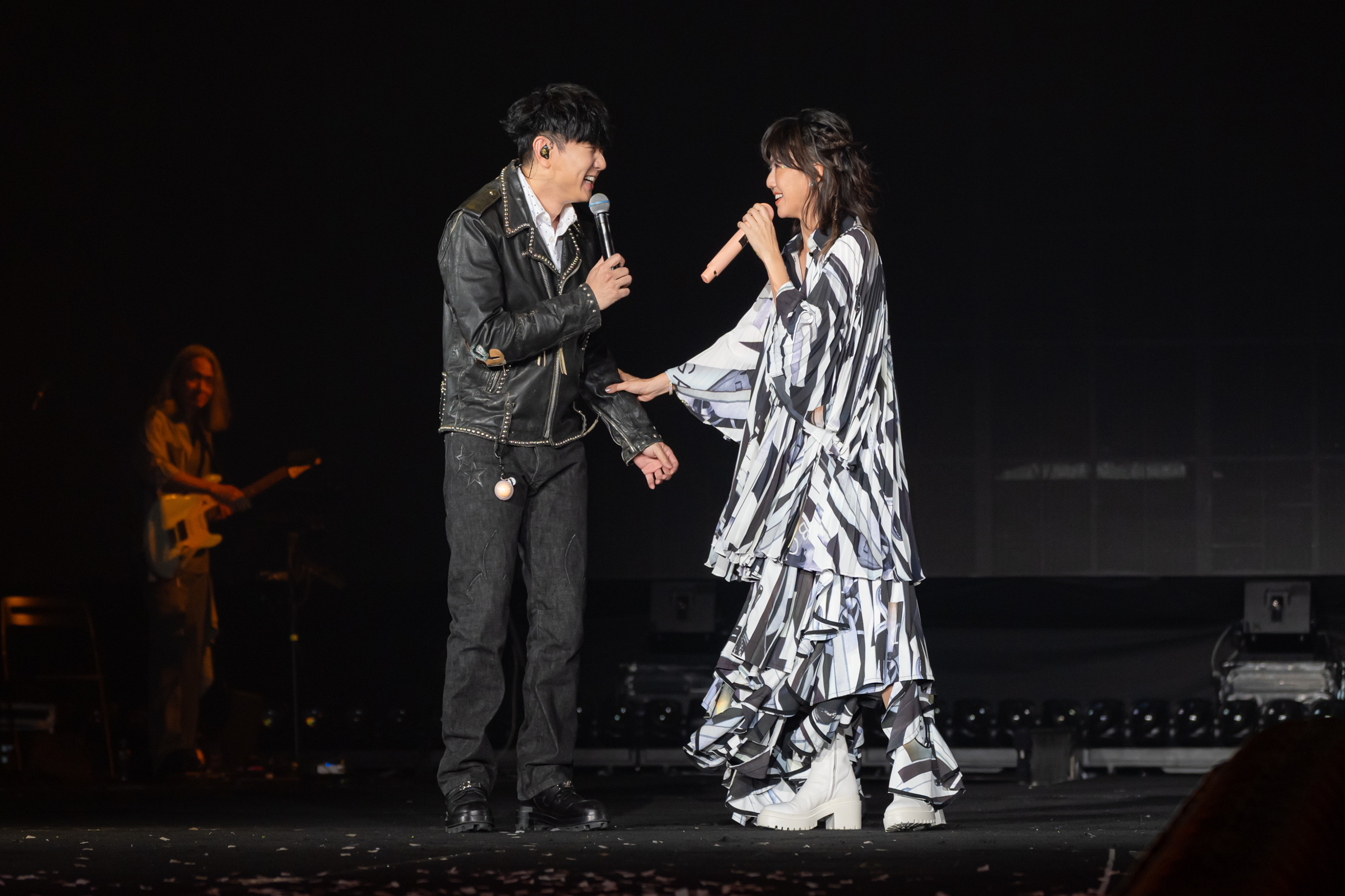 孫燕姿《就在日落以後》巡演新加坡站最末場，林俊傑驚喜登場。（Make Music提供）