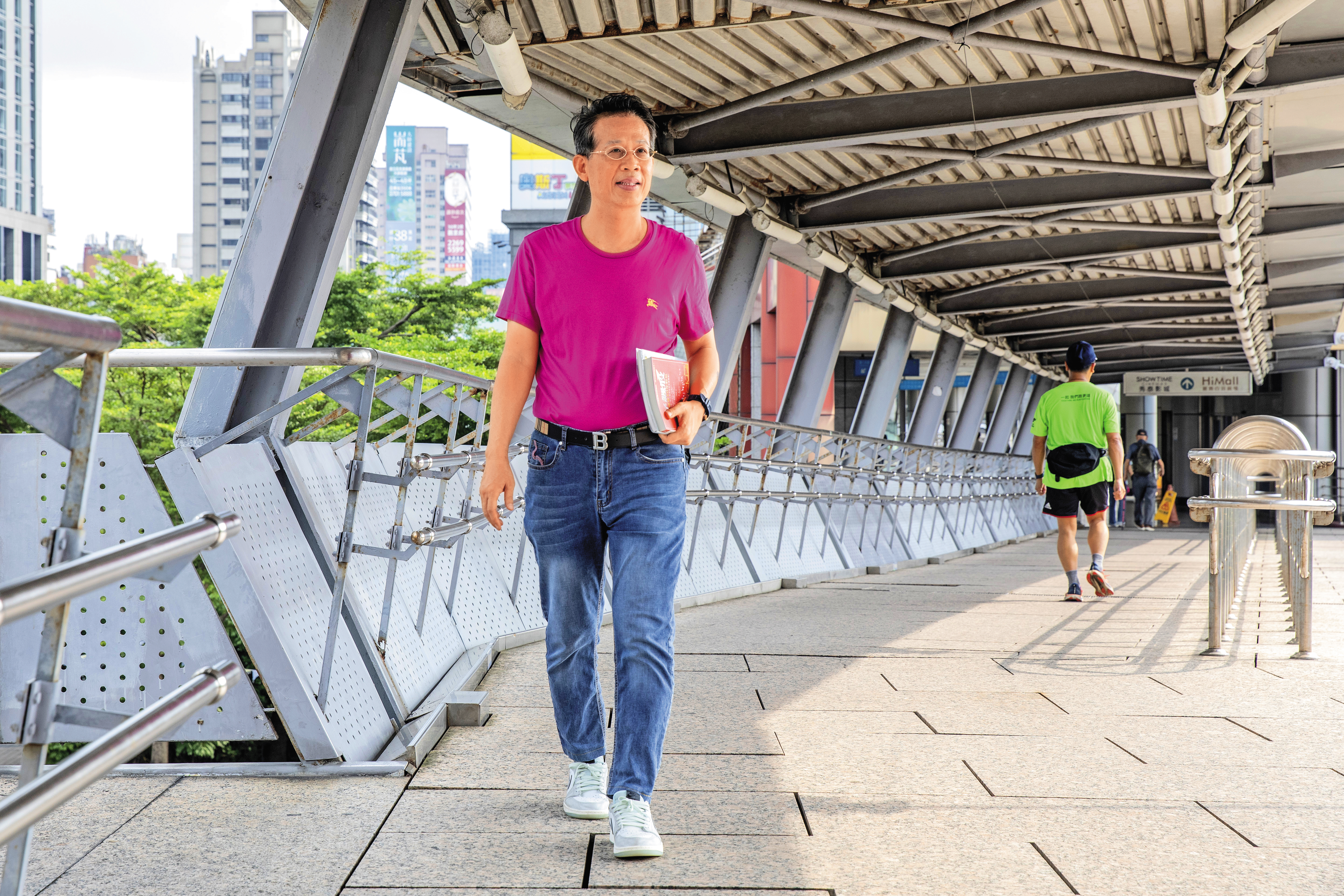 郭勝重視產業趨勢，操作穩健，吸引不少軍公教族群跟著他學投資。